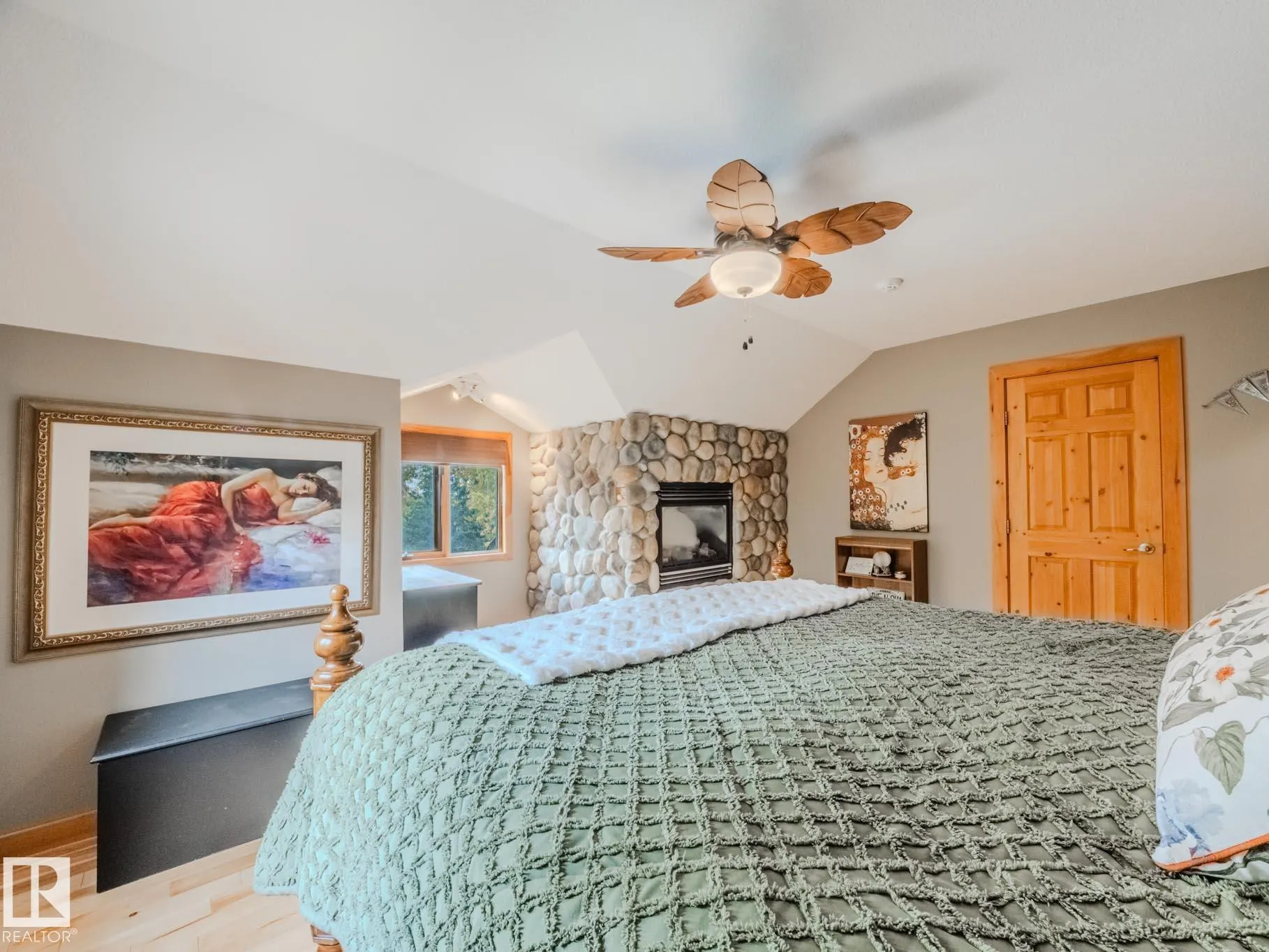 1524 PARKLAND Drive