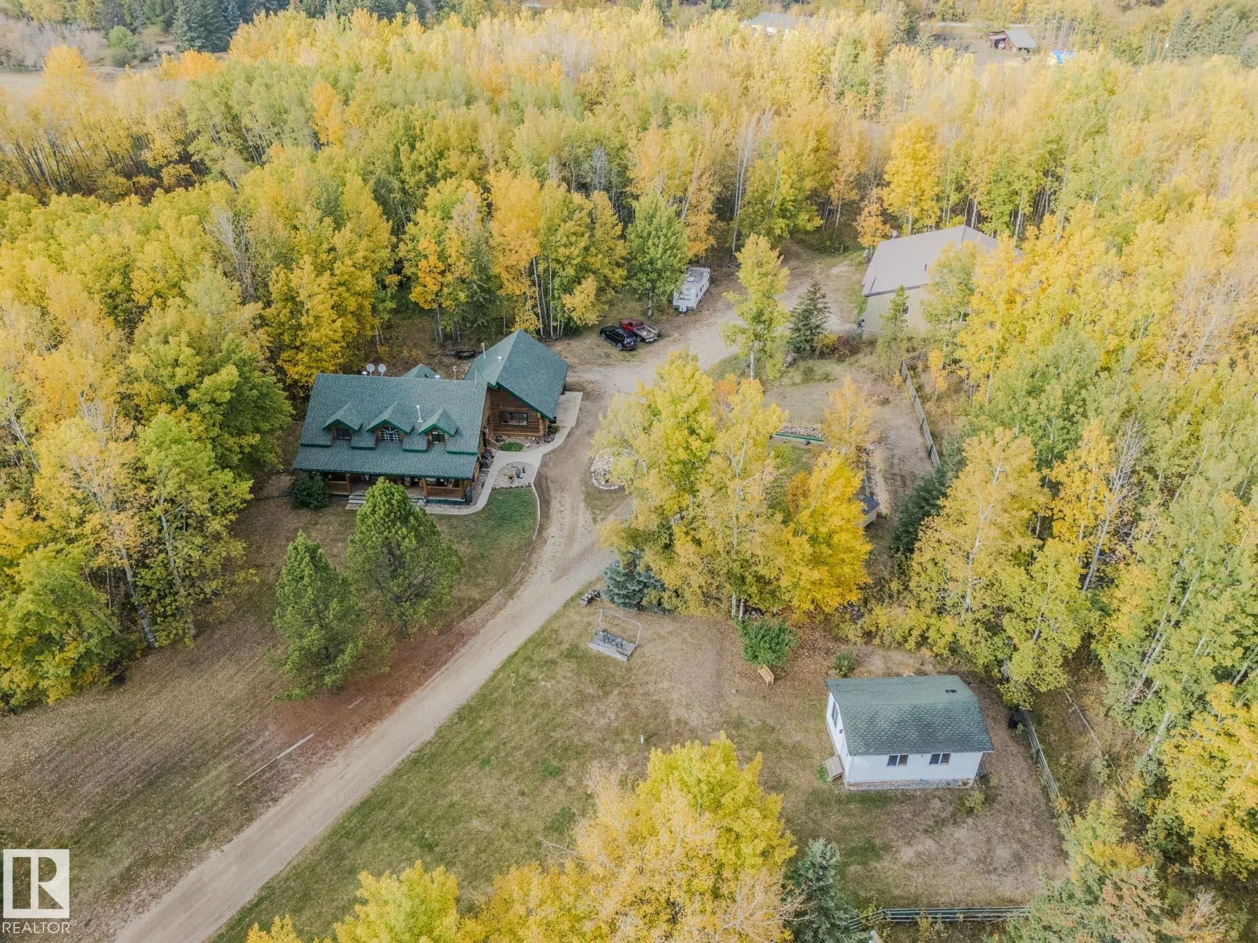 1524 PARKLAND Drive