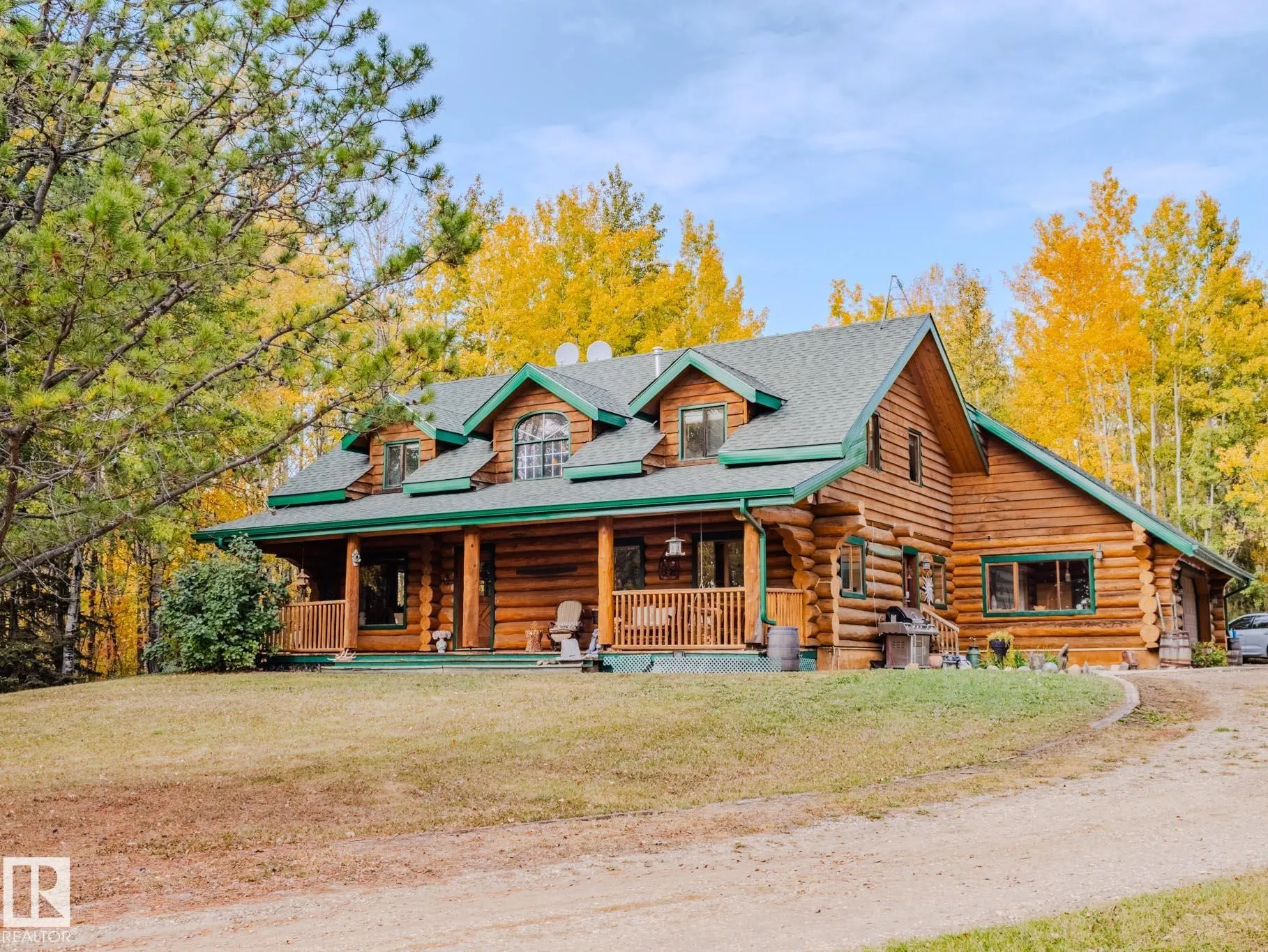 1524 PARKLAND Drive