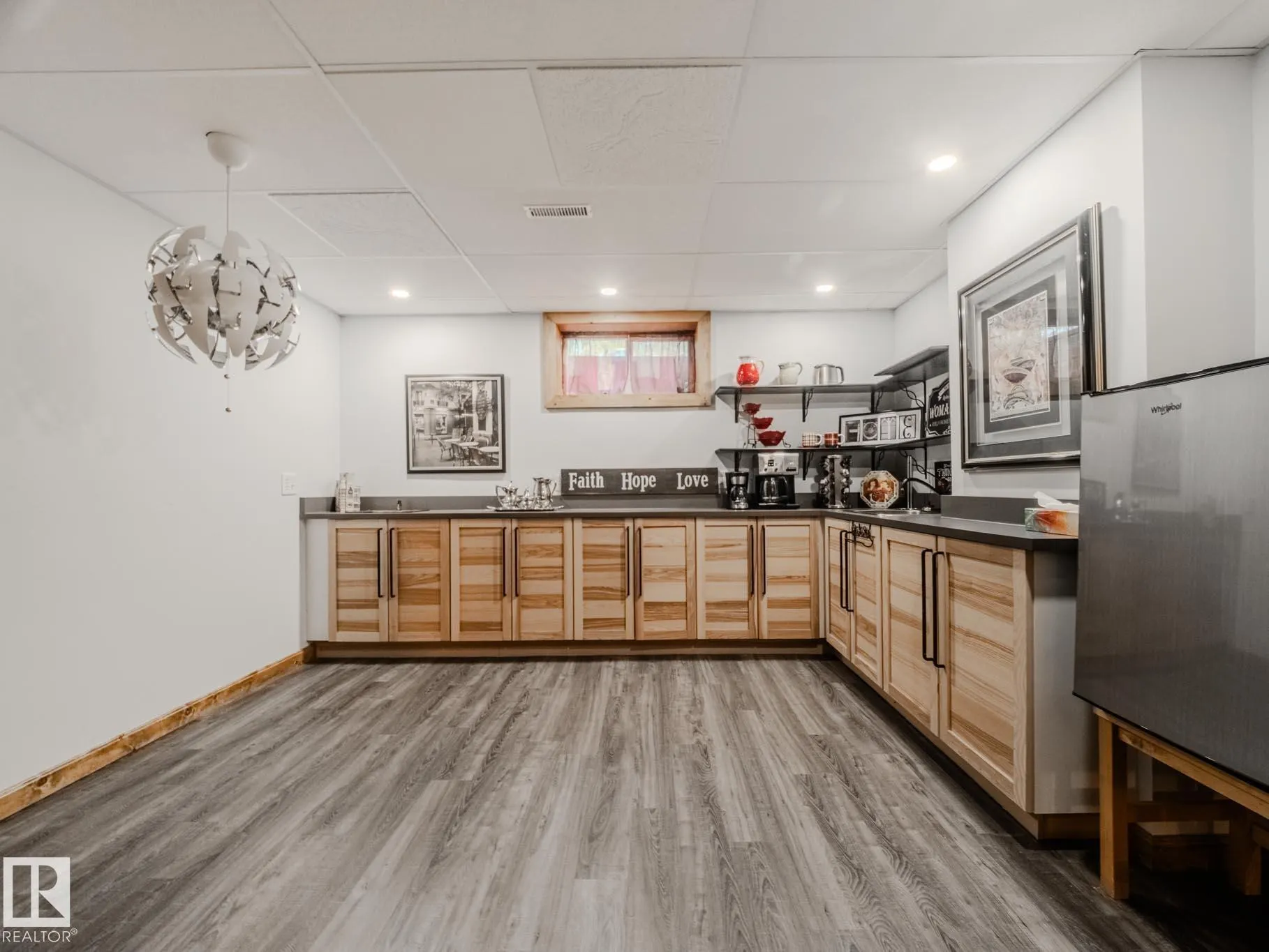 1524 PARKLAND Drive