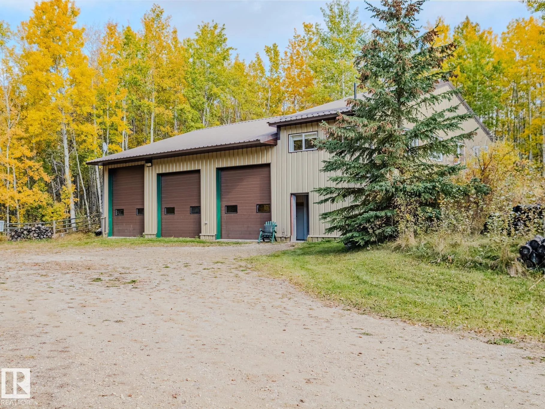 1524 PARKLAND Drive