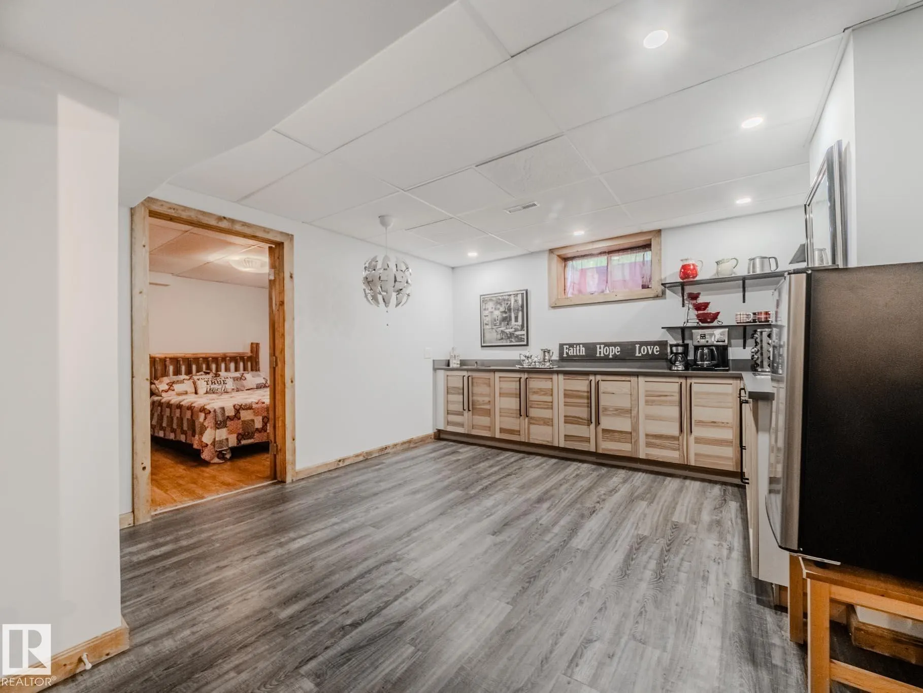 1524 PARKLAND Drive