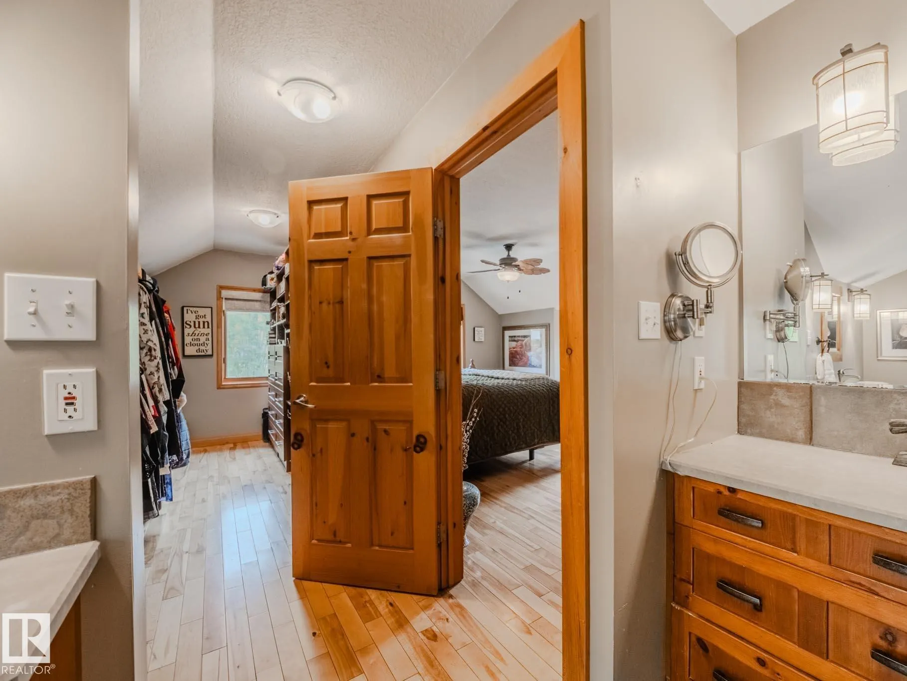 1524 PARKLAND Drive