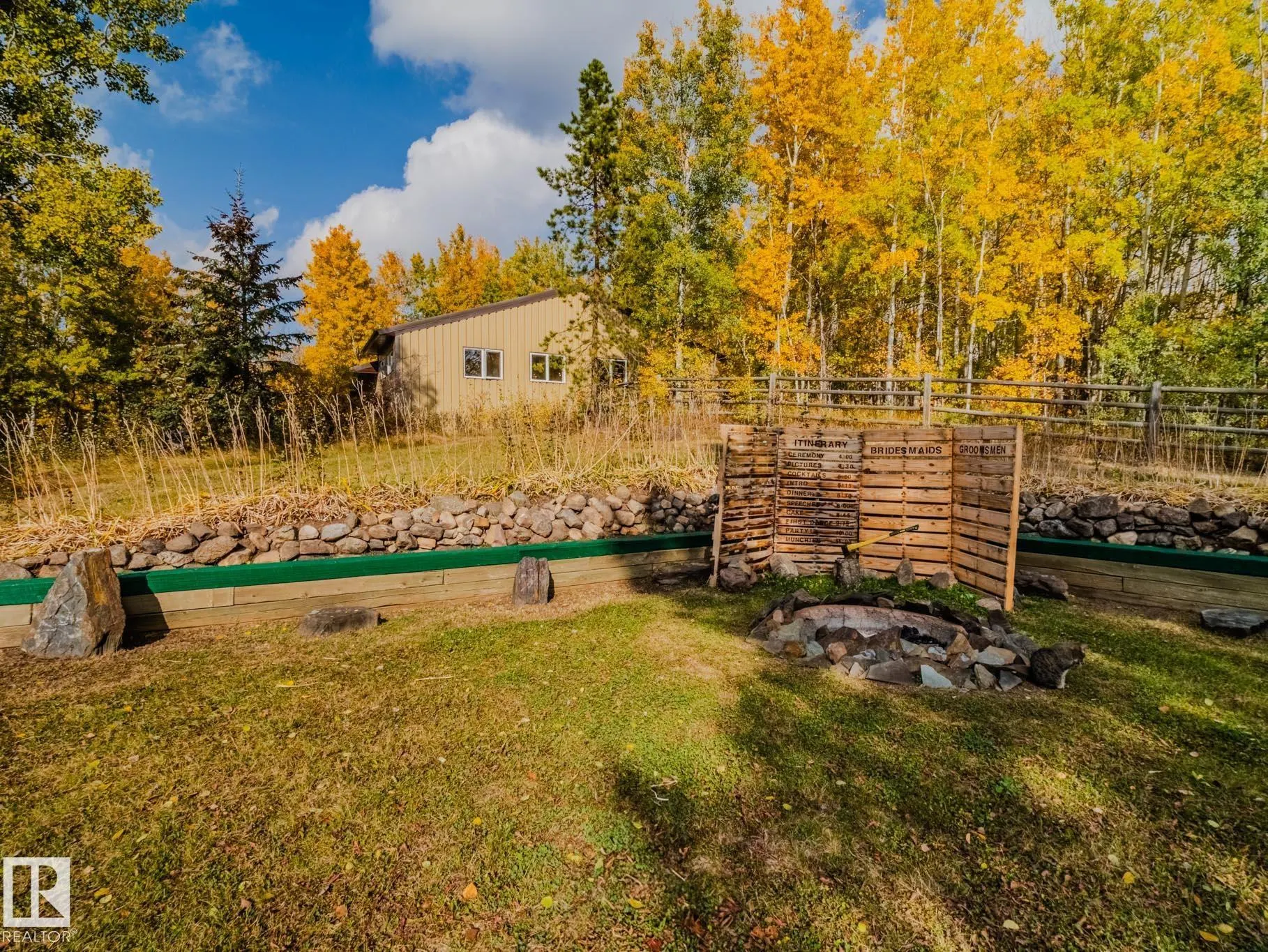 1524 PARKLAND Drive
