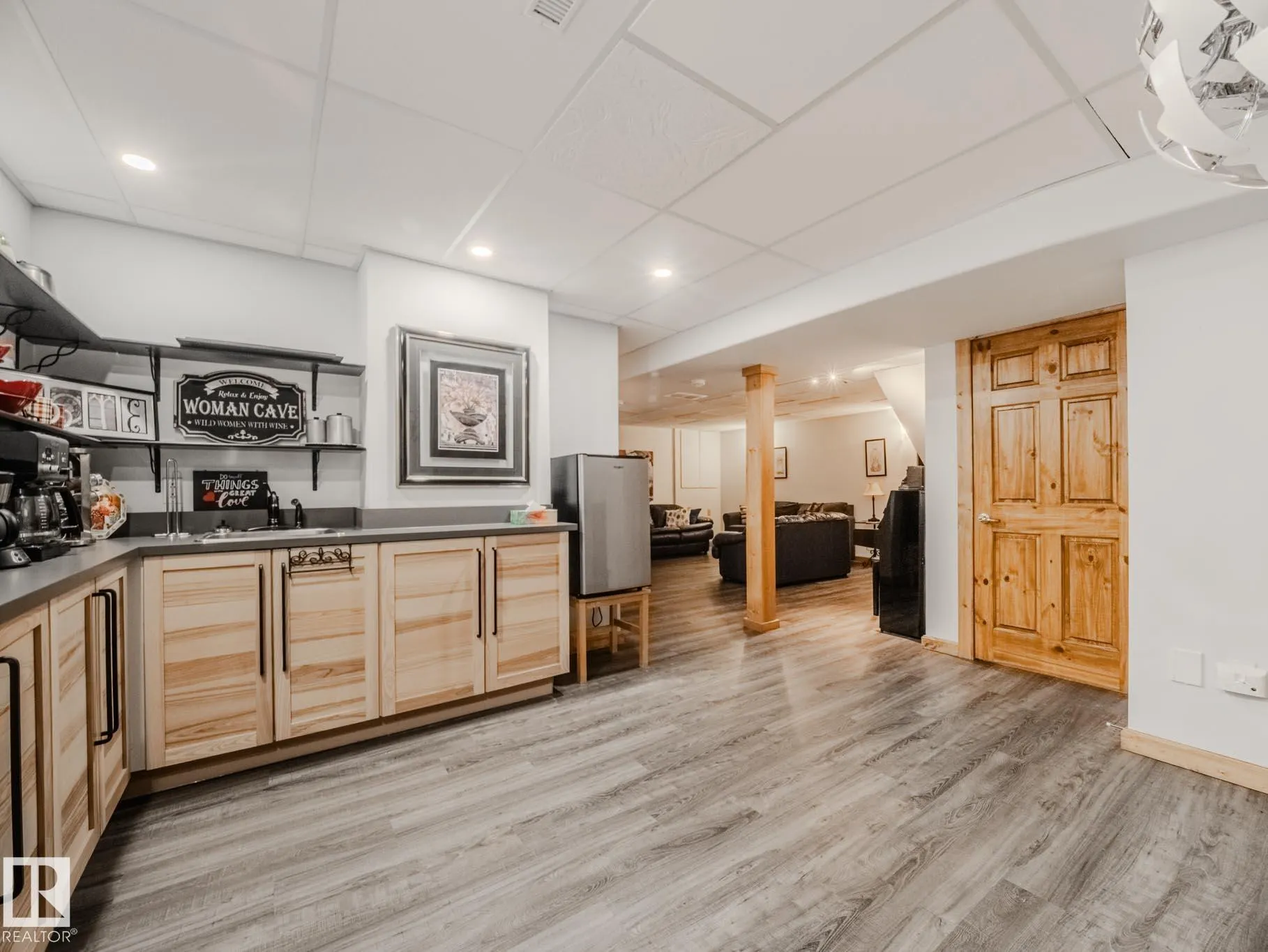 1524 PARKLAND Drive