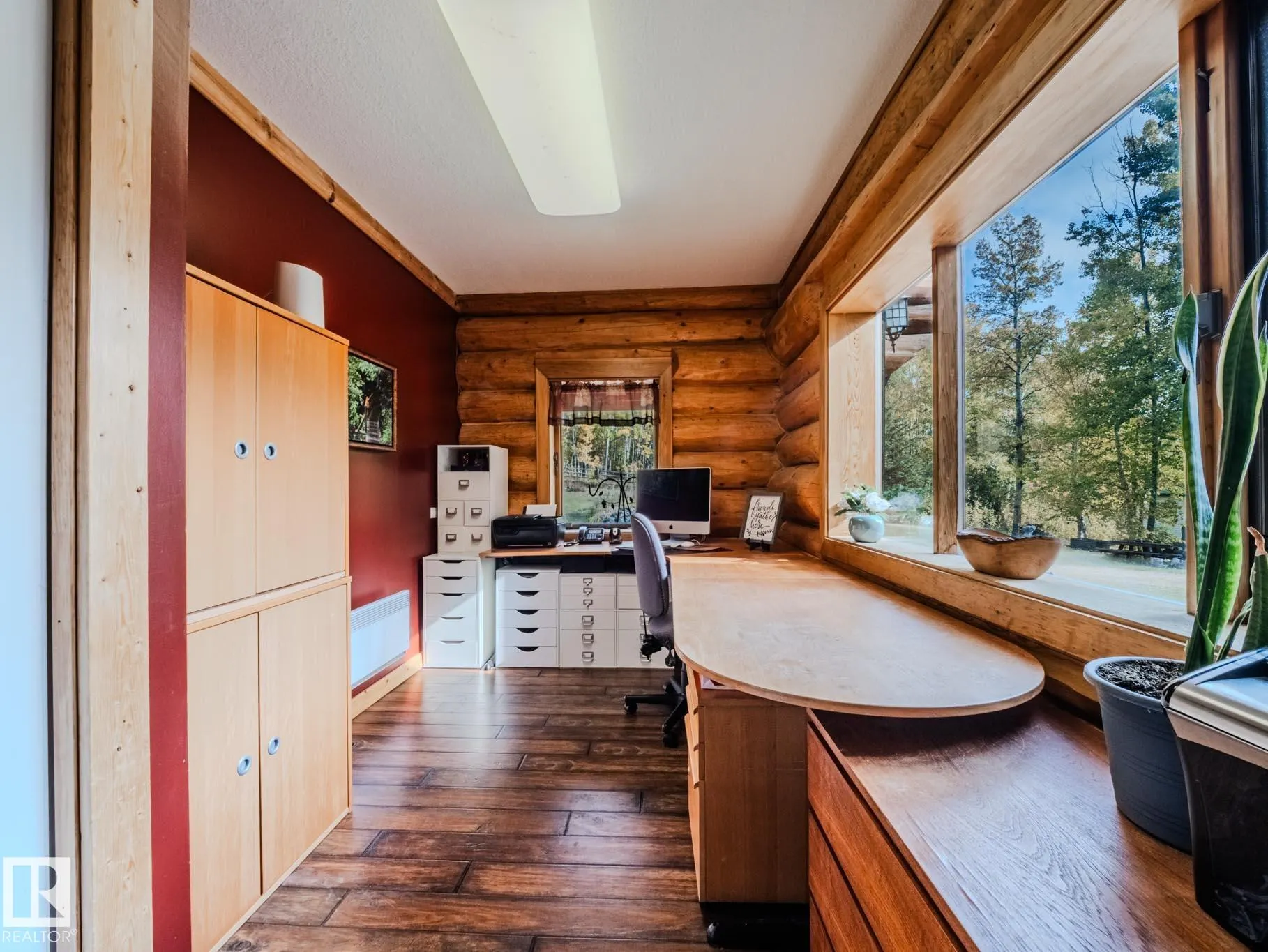 1524 PARKLAND Drive