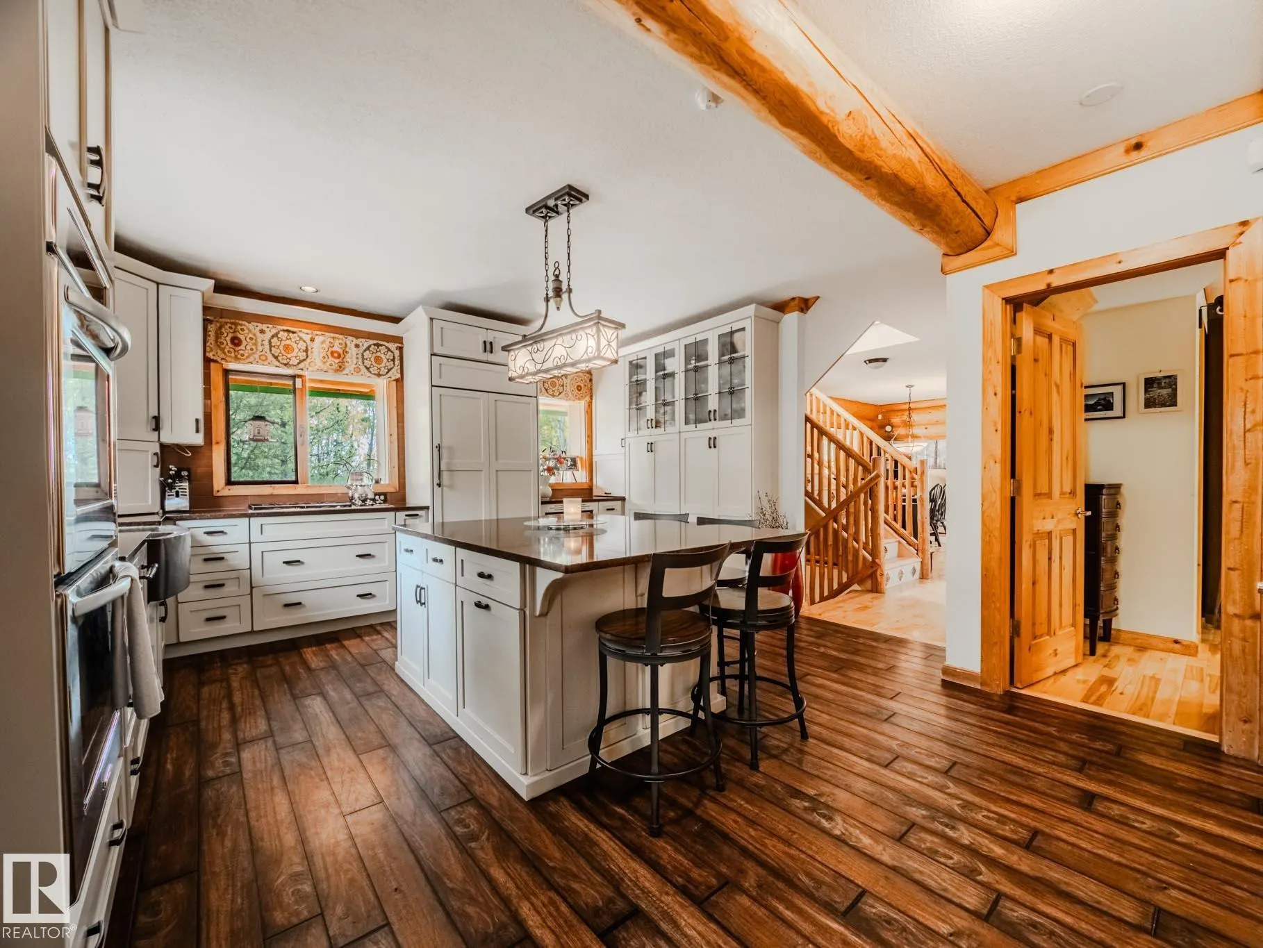 1524 PARKLAND Drive