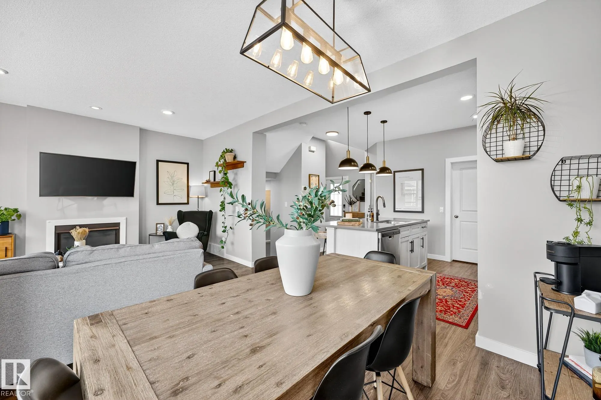 20508 128 Avenue