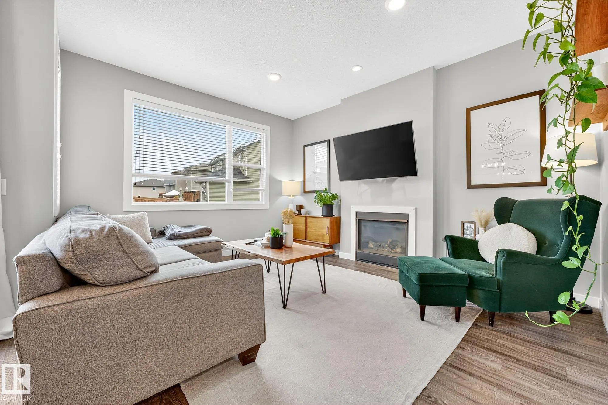20508 128 Avenue