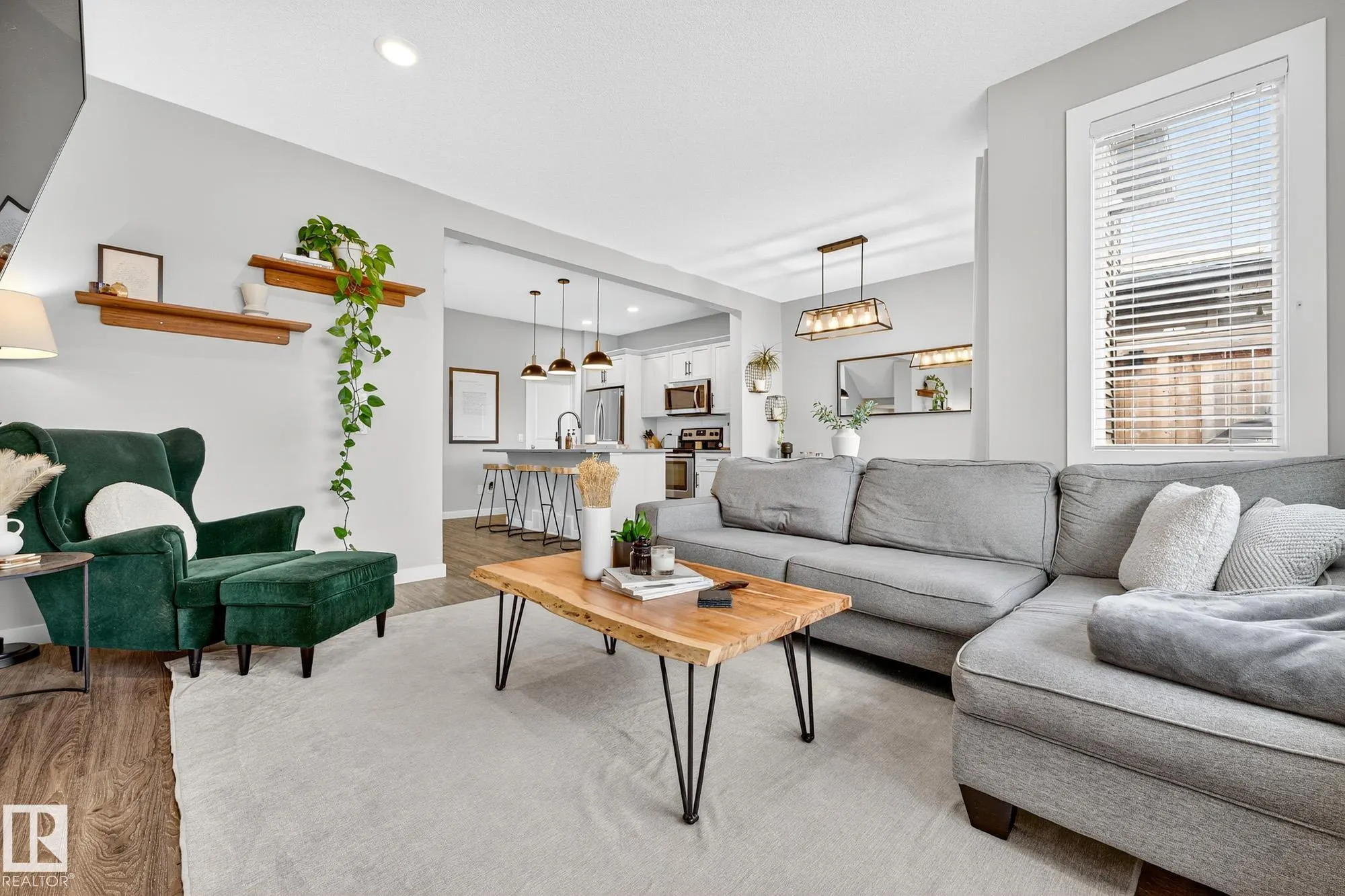 20508 128 Avenue