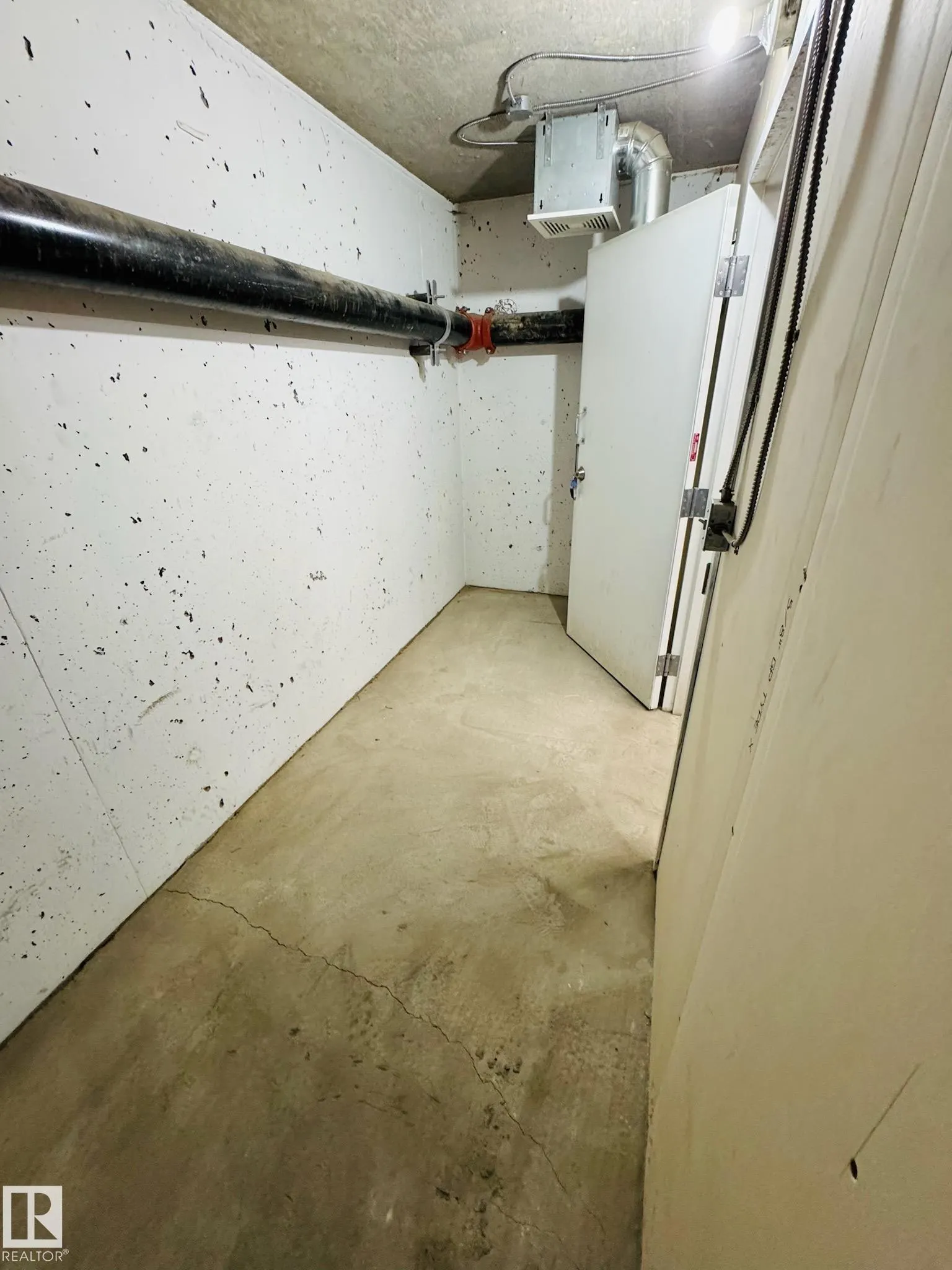107 WATT Common