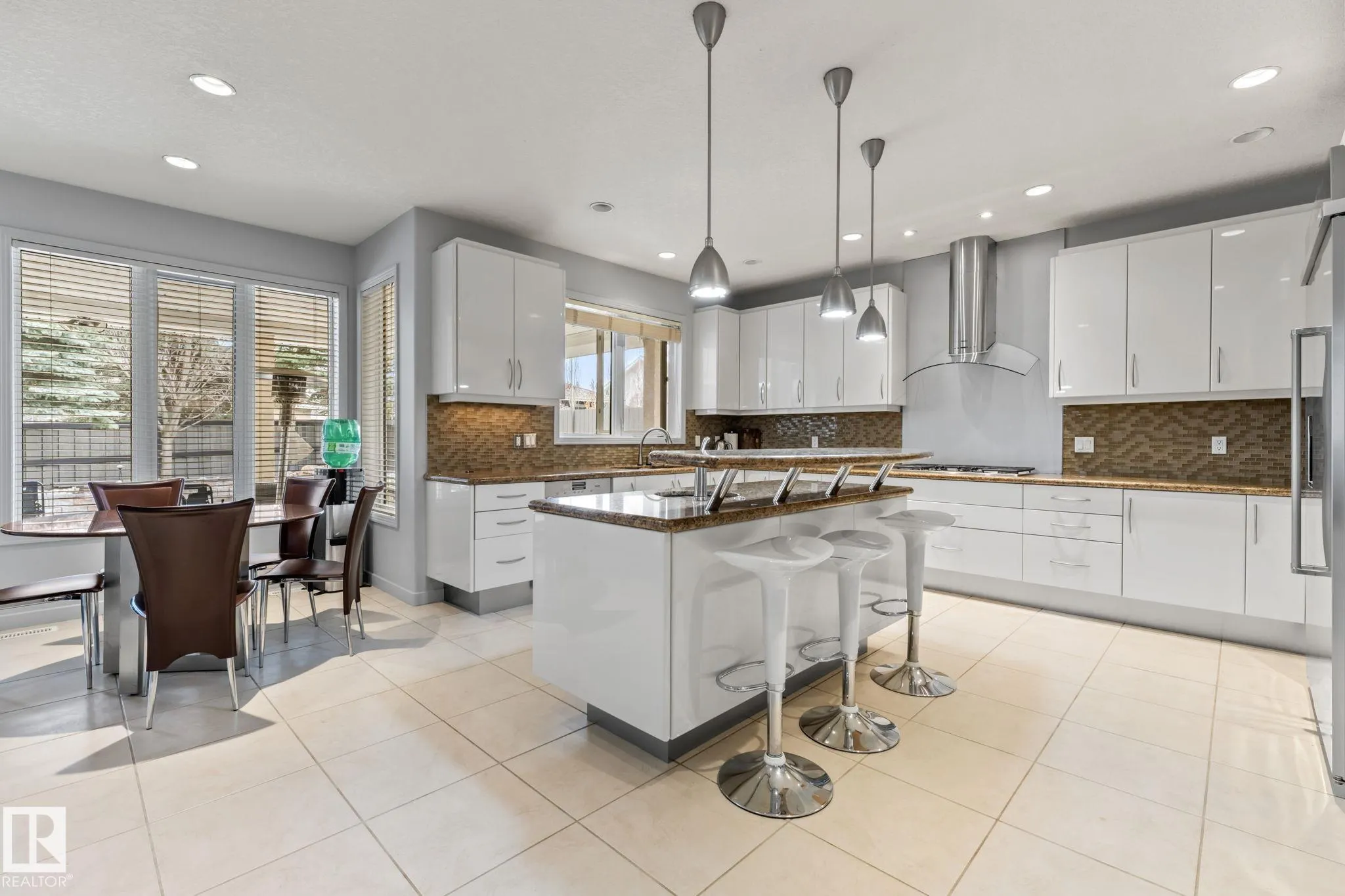 473 HEFFERNAN Drive