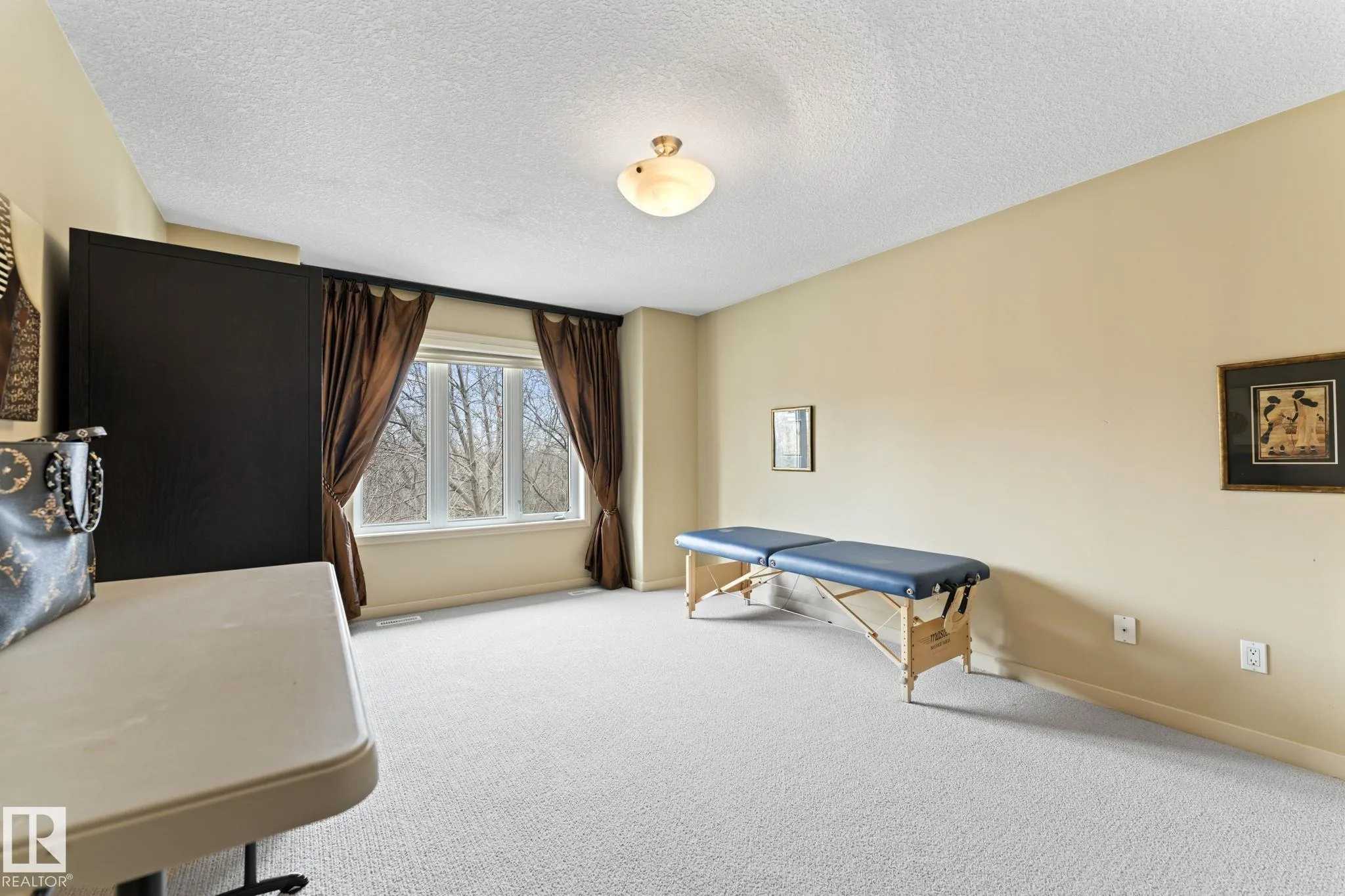 473 HEFFERNAN Drive