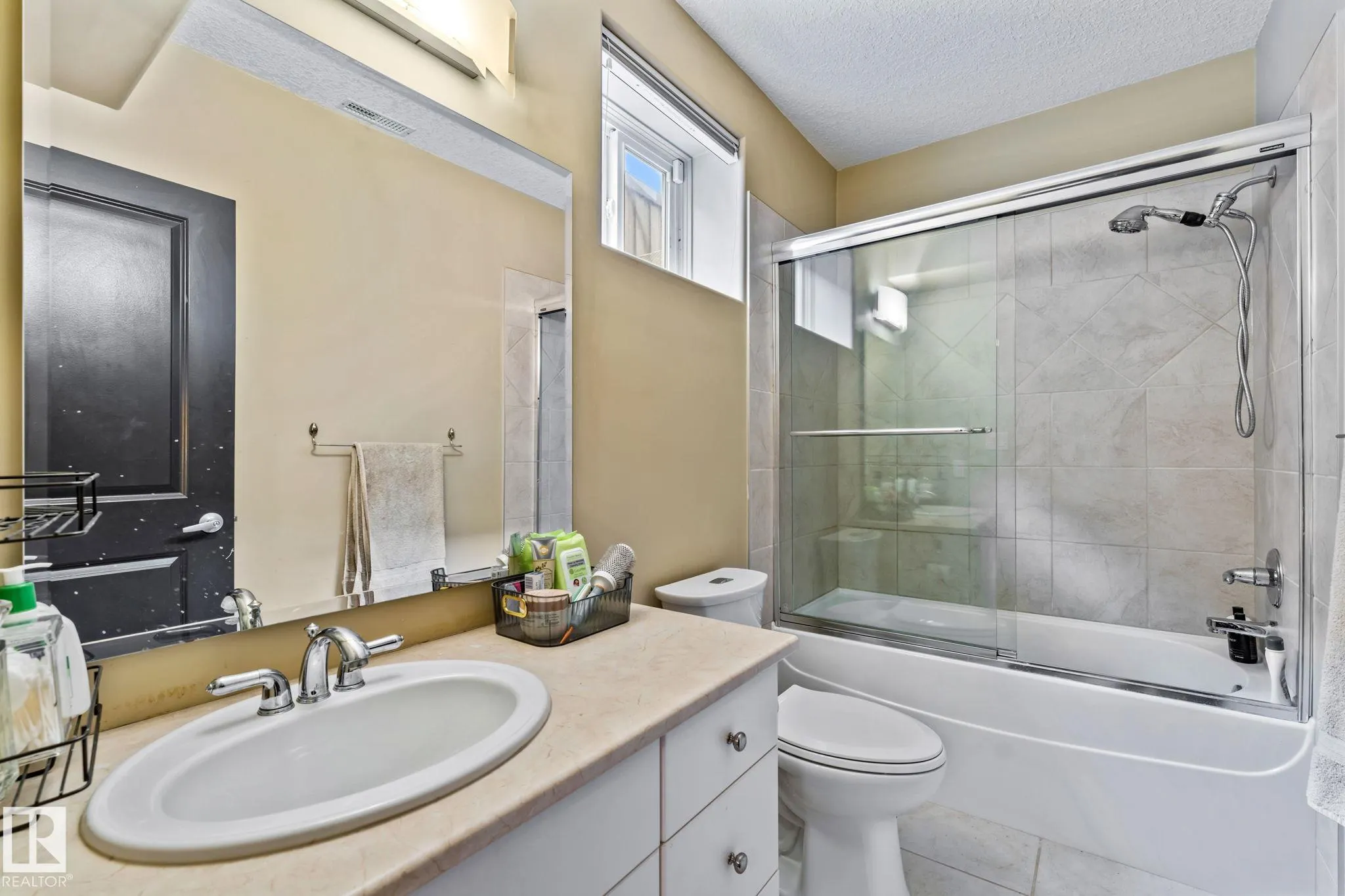 473 HEFFERNAN Drive