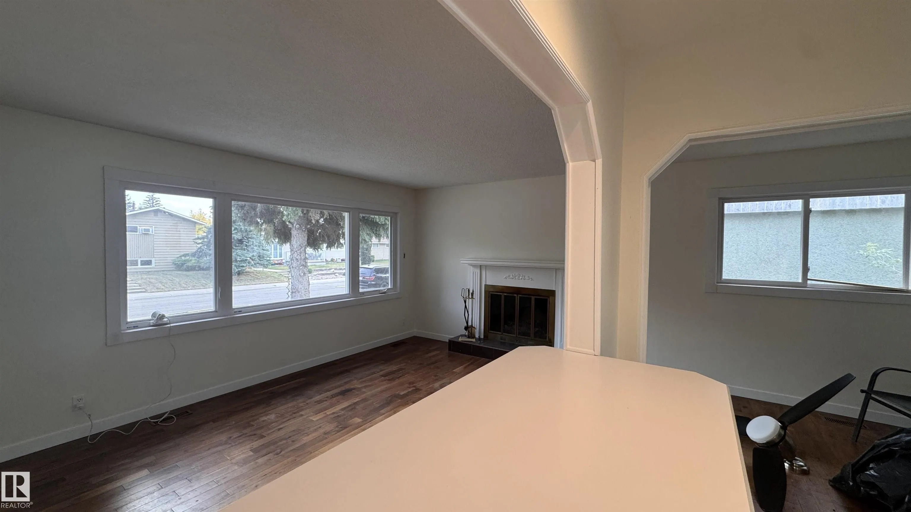 11022 160A Street