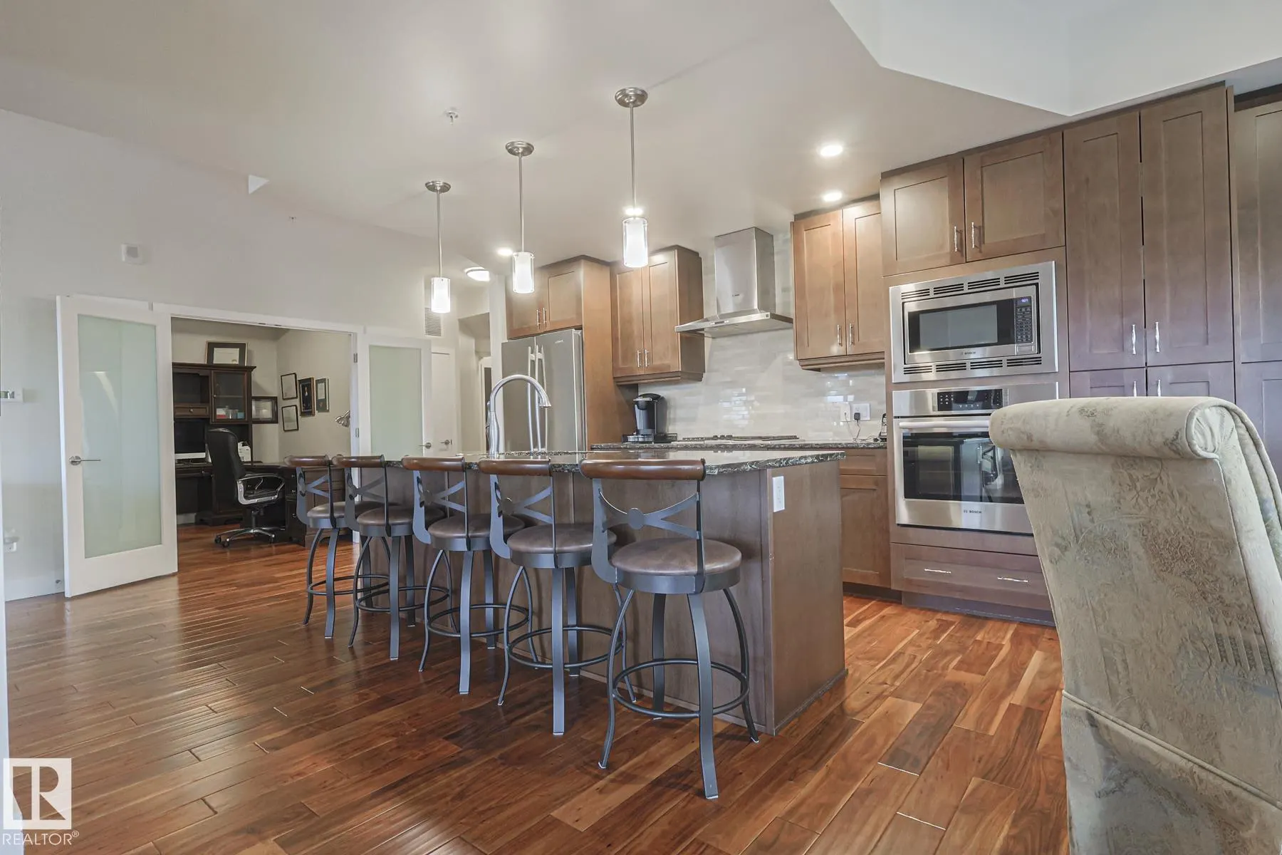200 Bellerose Drive