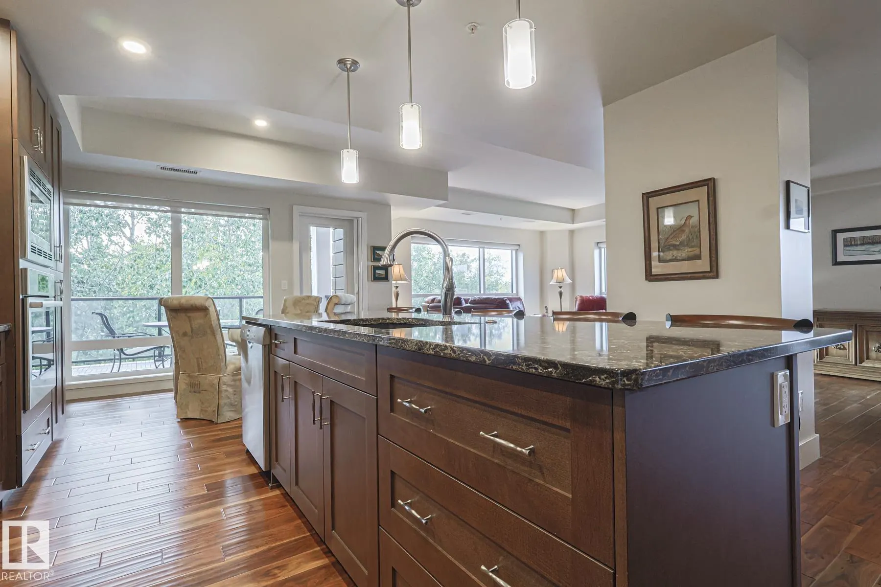 200 Bellerose Drive