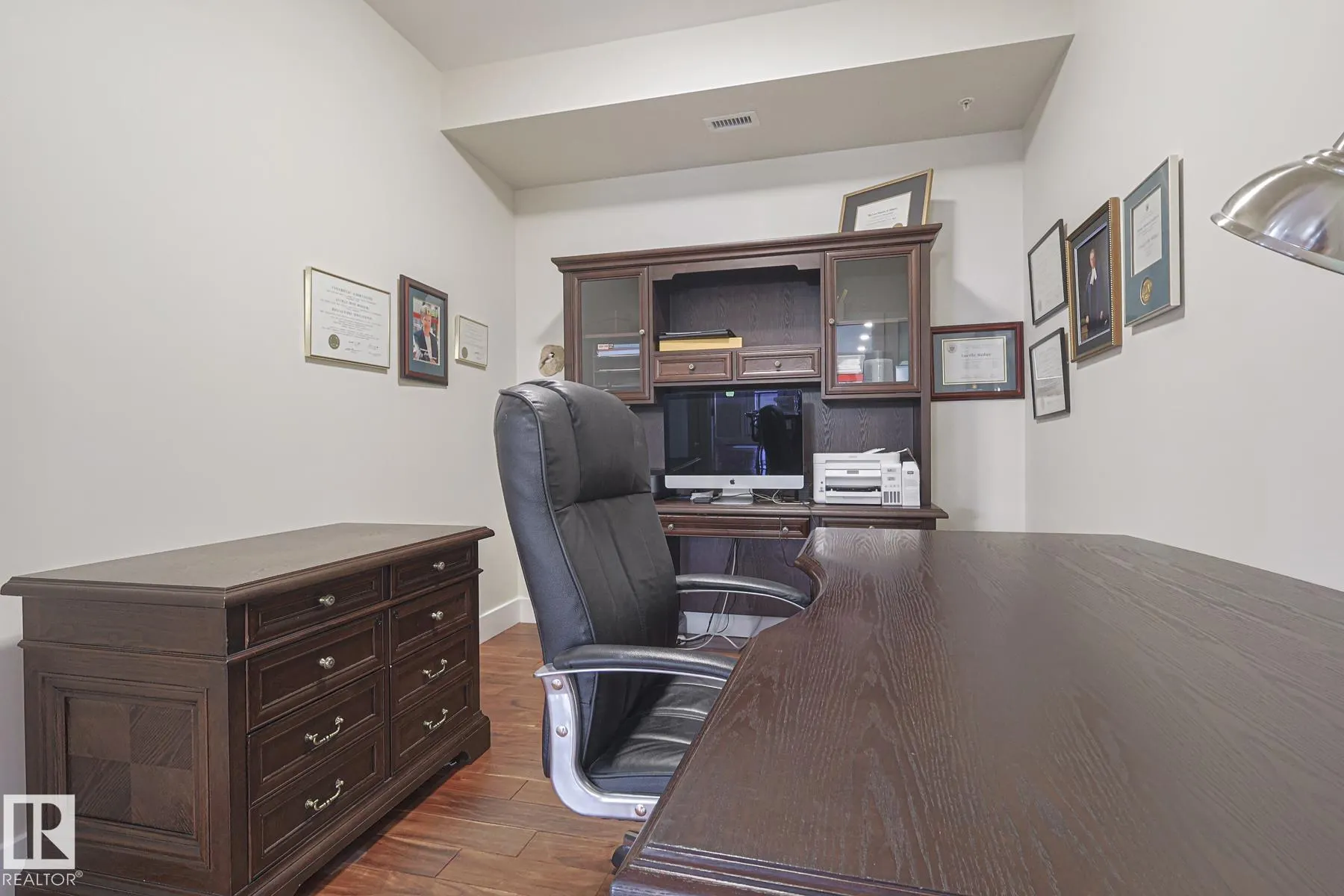 200 Bellerose Drive