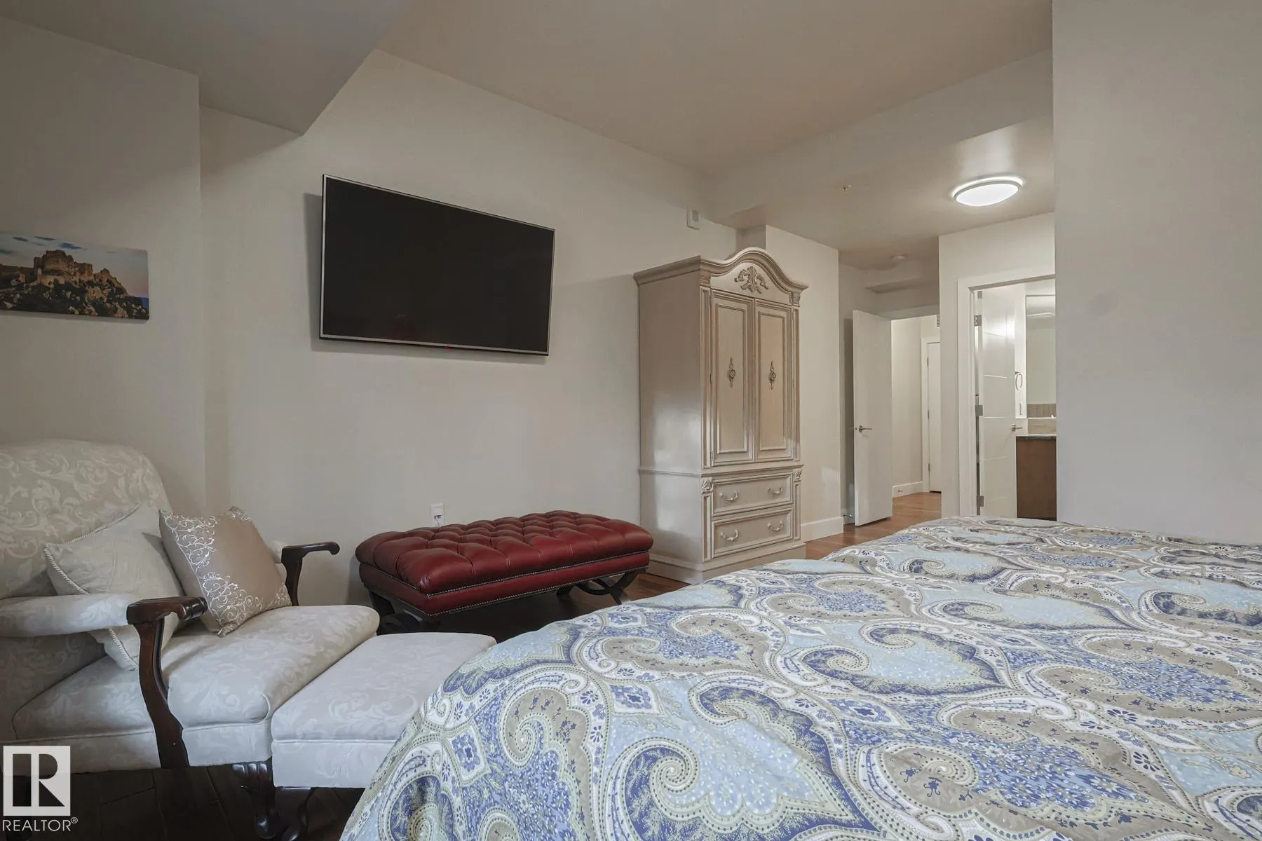 200 Bellerose Drive