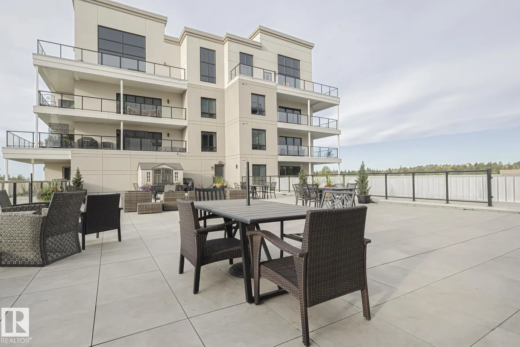 200 Bellerose Drive