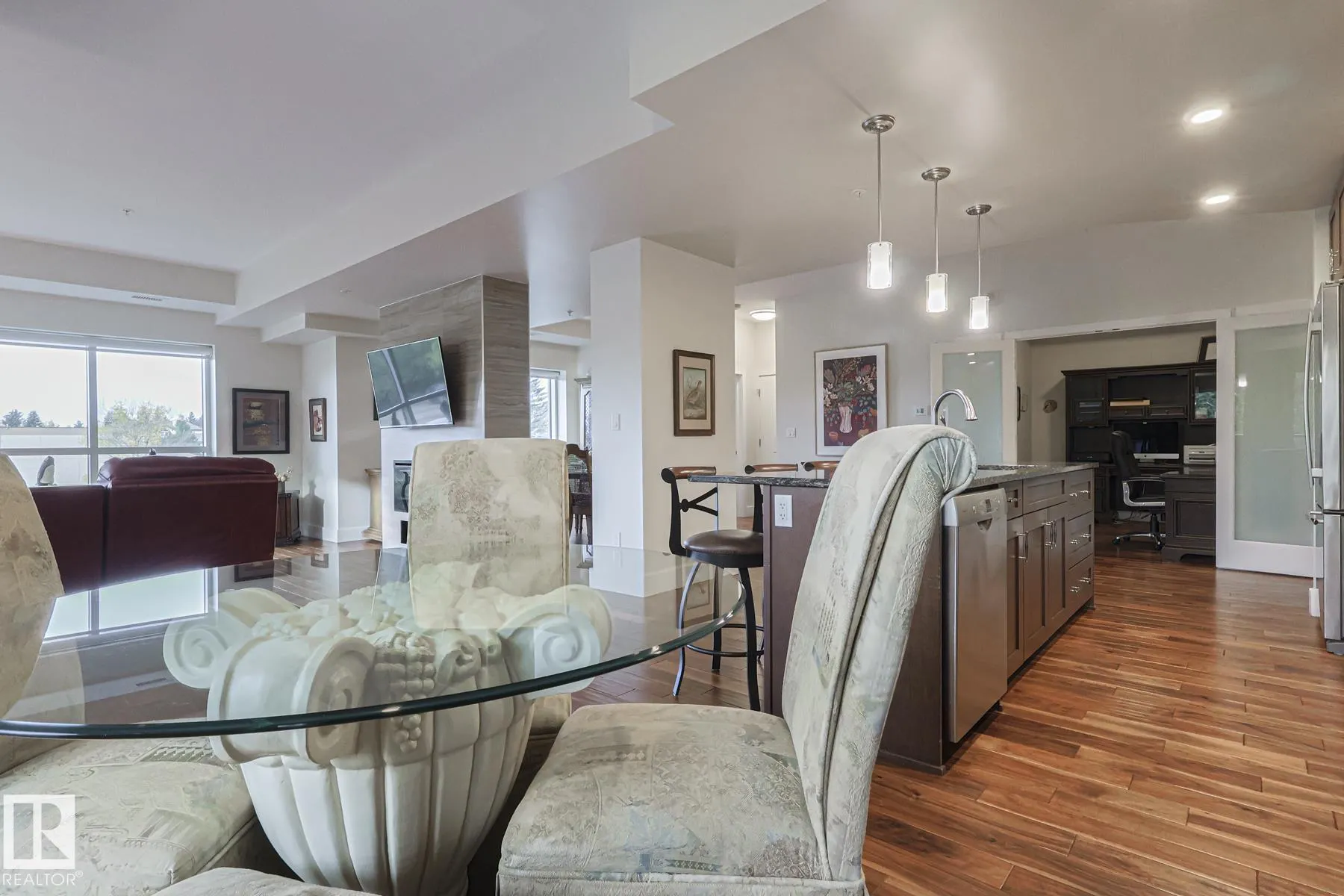 200 Bellerose Drive