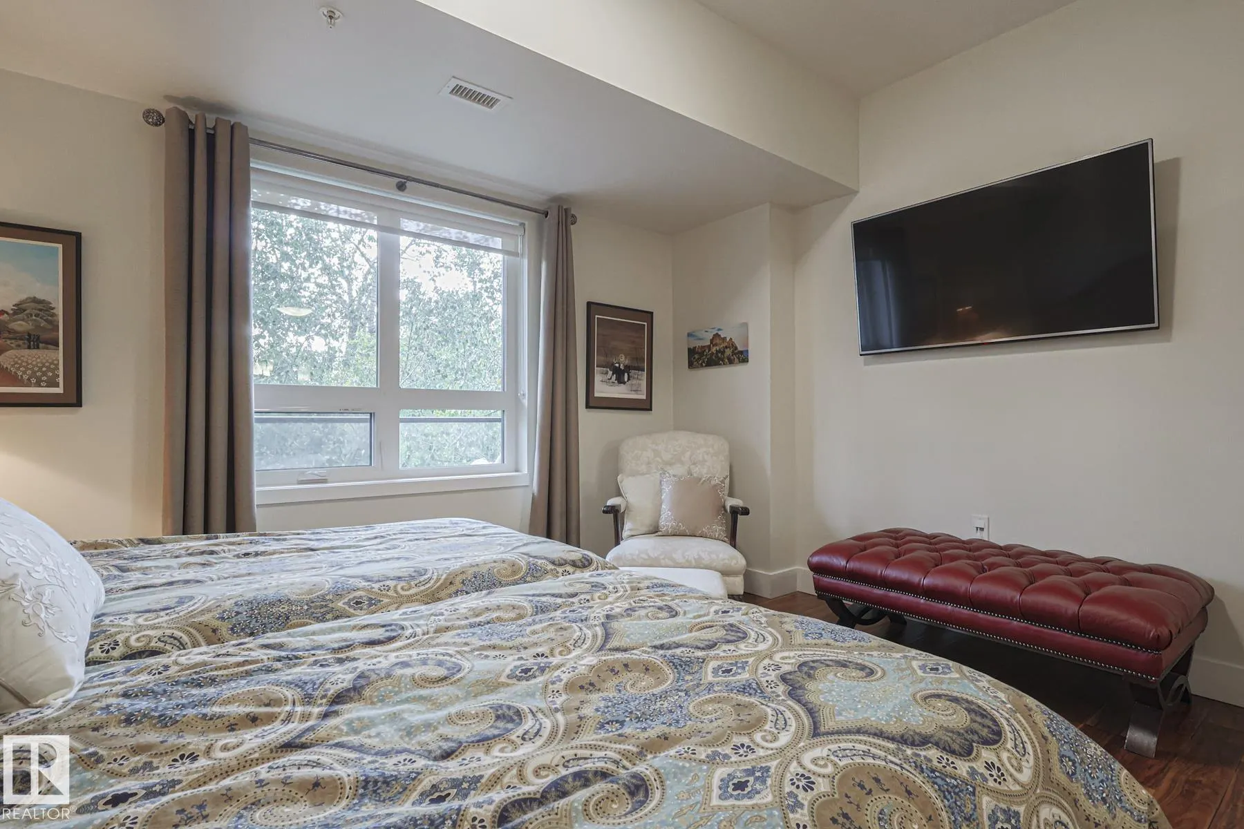 200 Bellerose Drive
