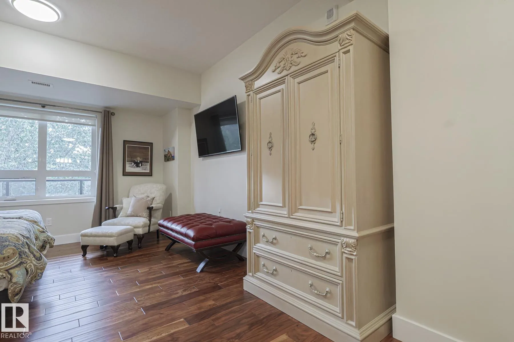 200 Bellerose Drive