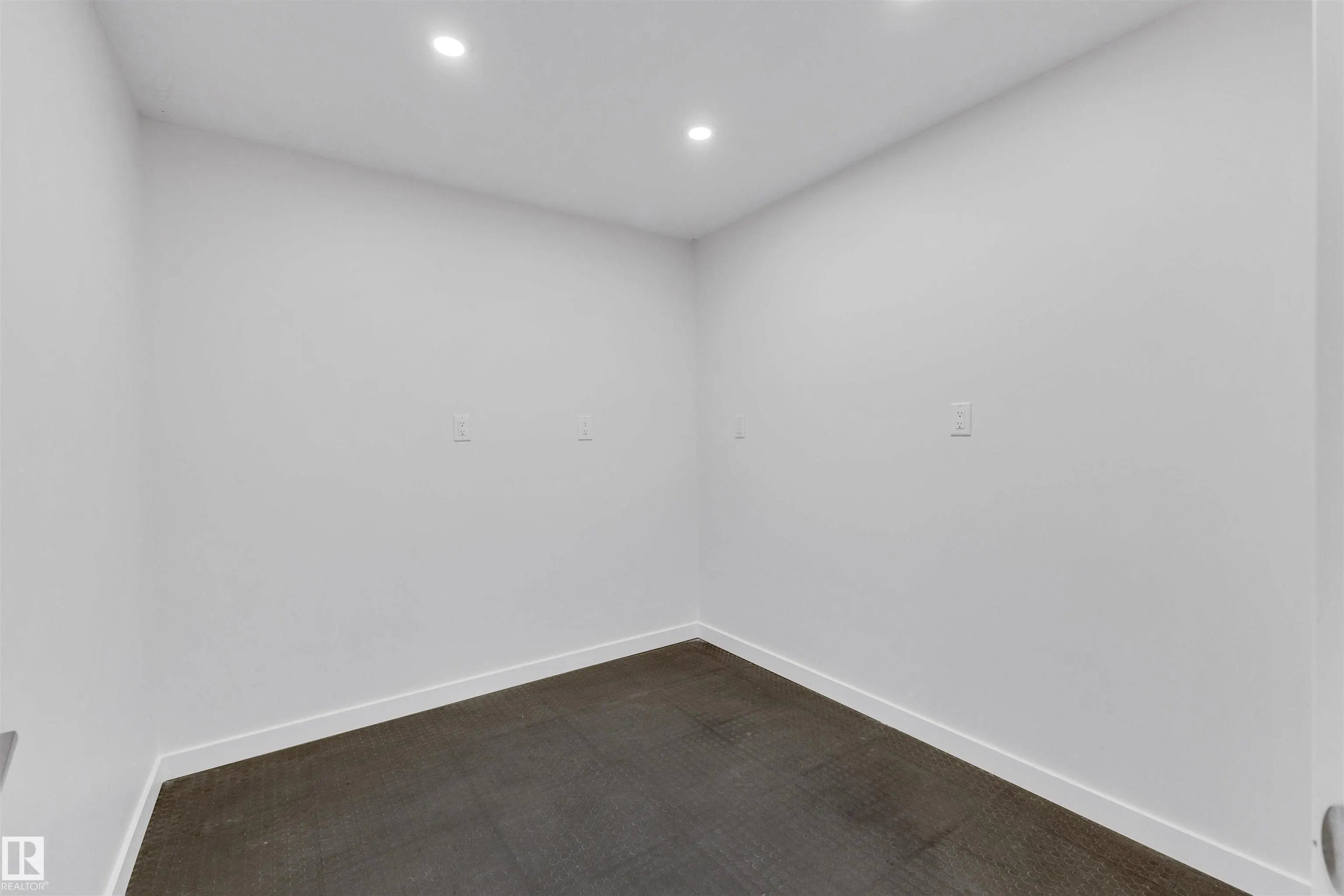 1422 Chahley Place