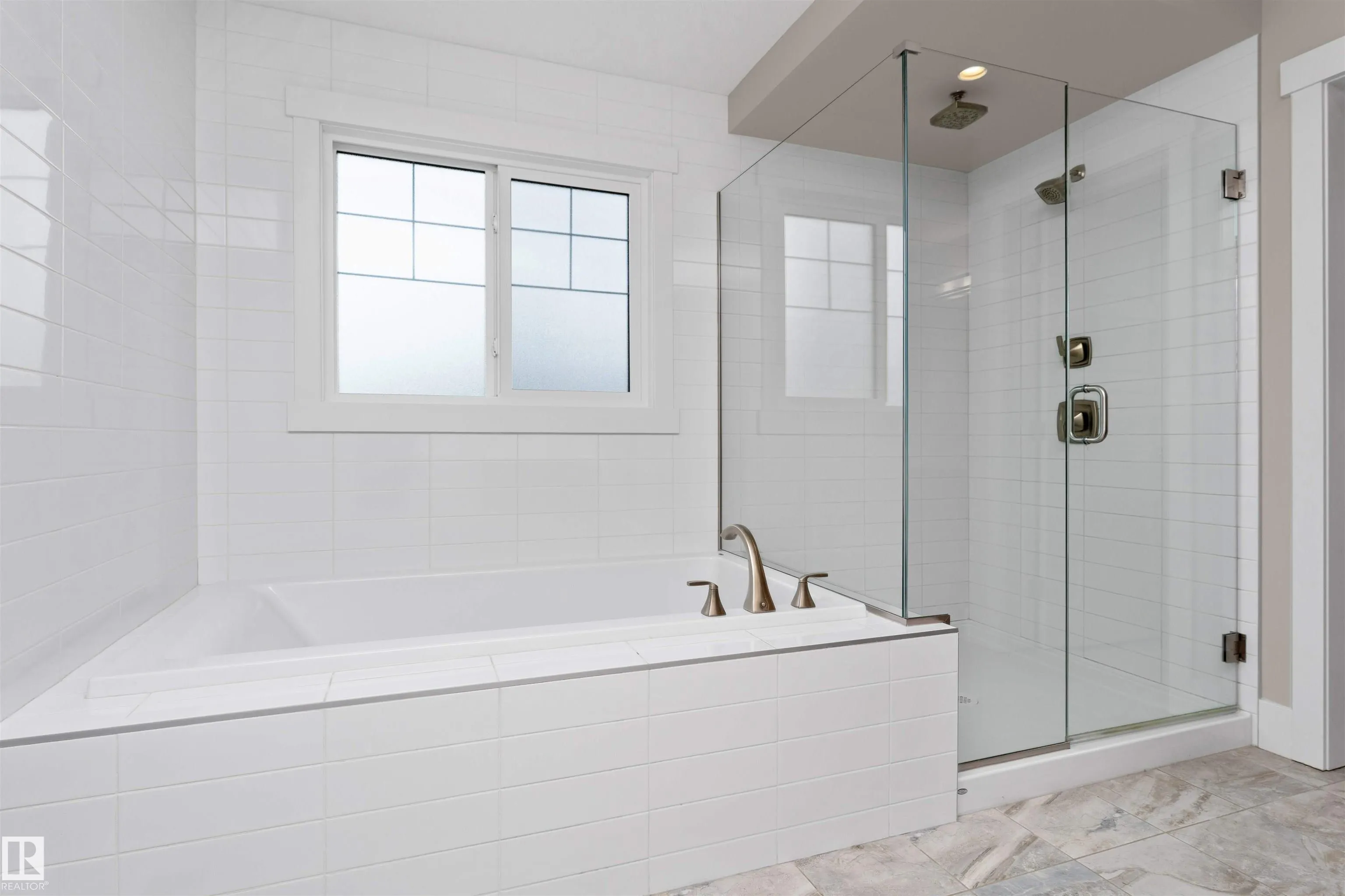 2015 PRICE LANDING Landing