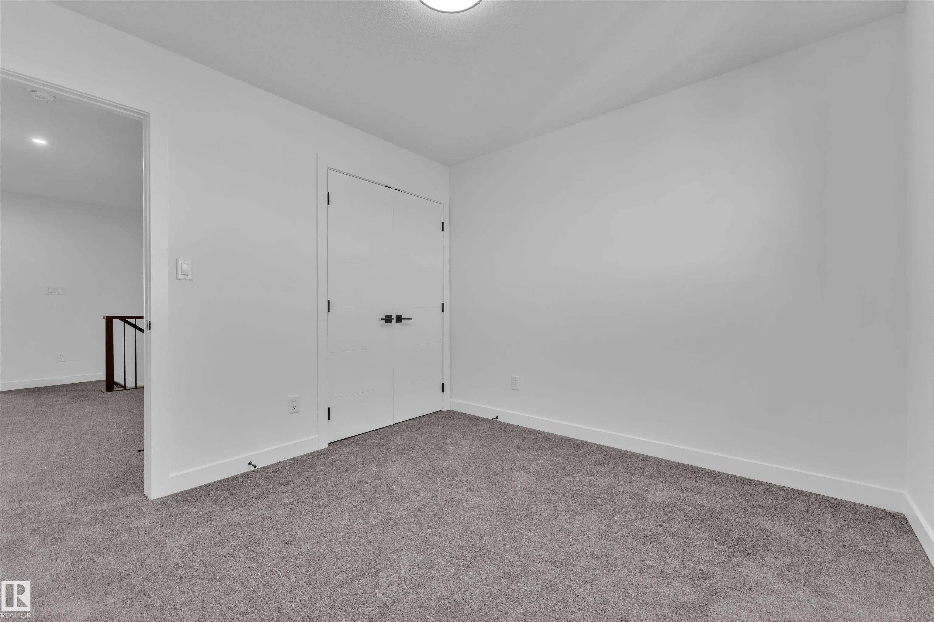 3604 39 Avenue