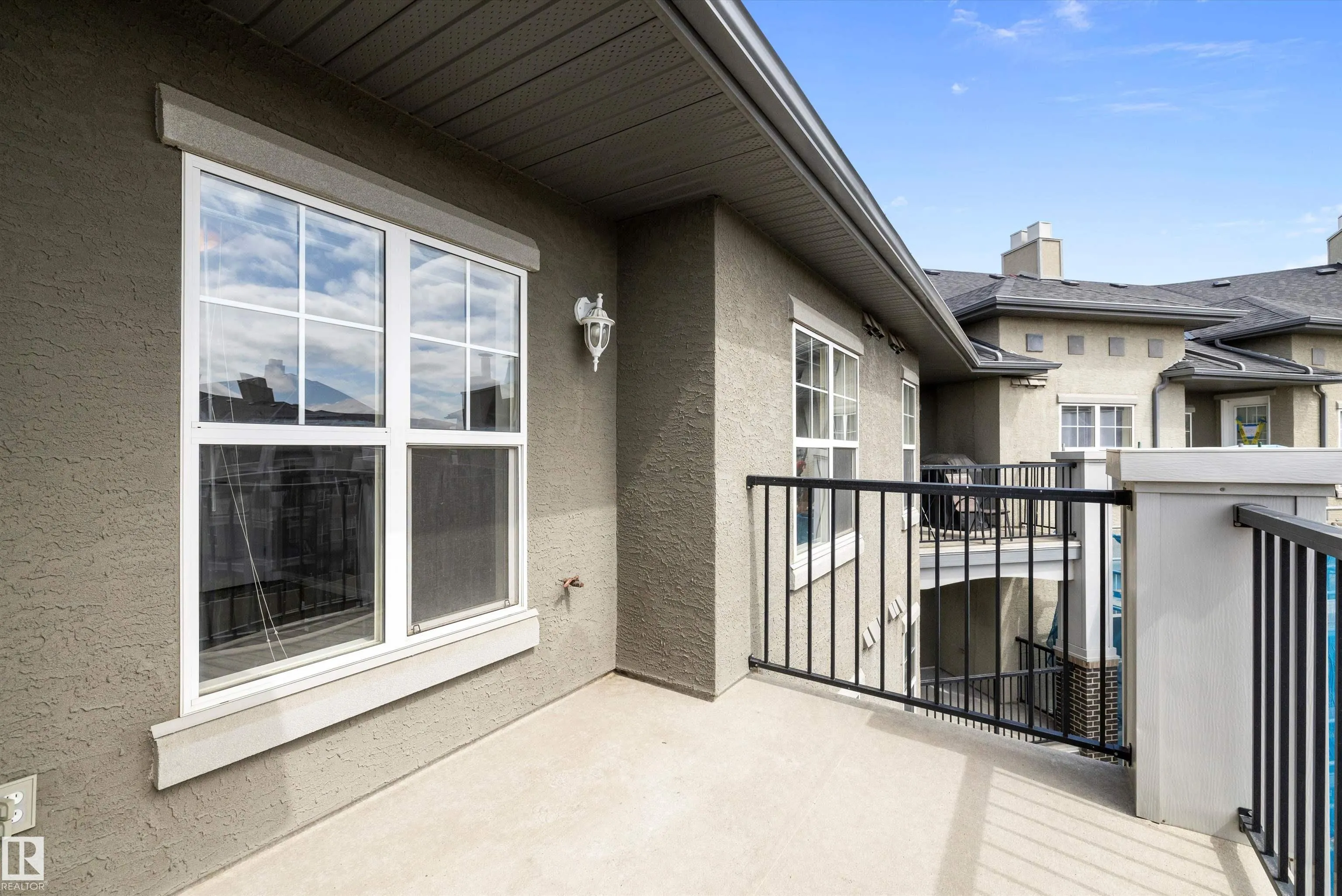 636 MCALLISTER Loop