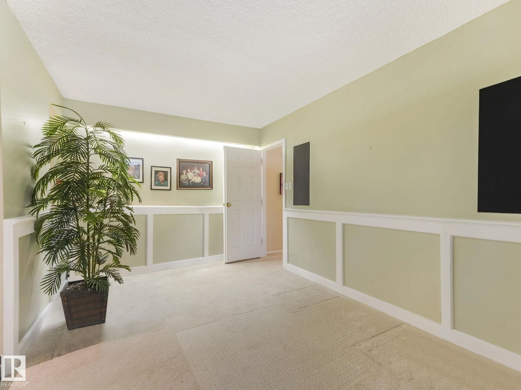9929 SASKATCHEWAN Drive