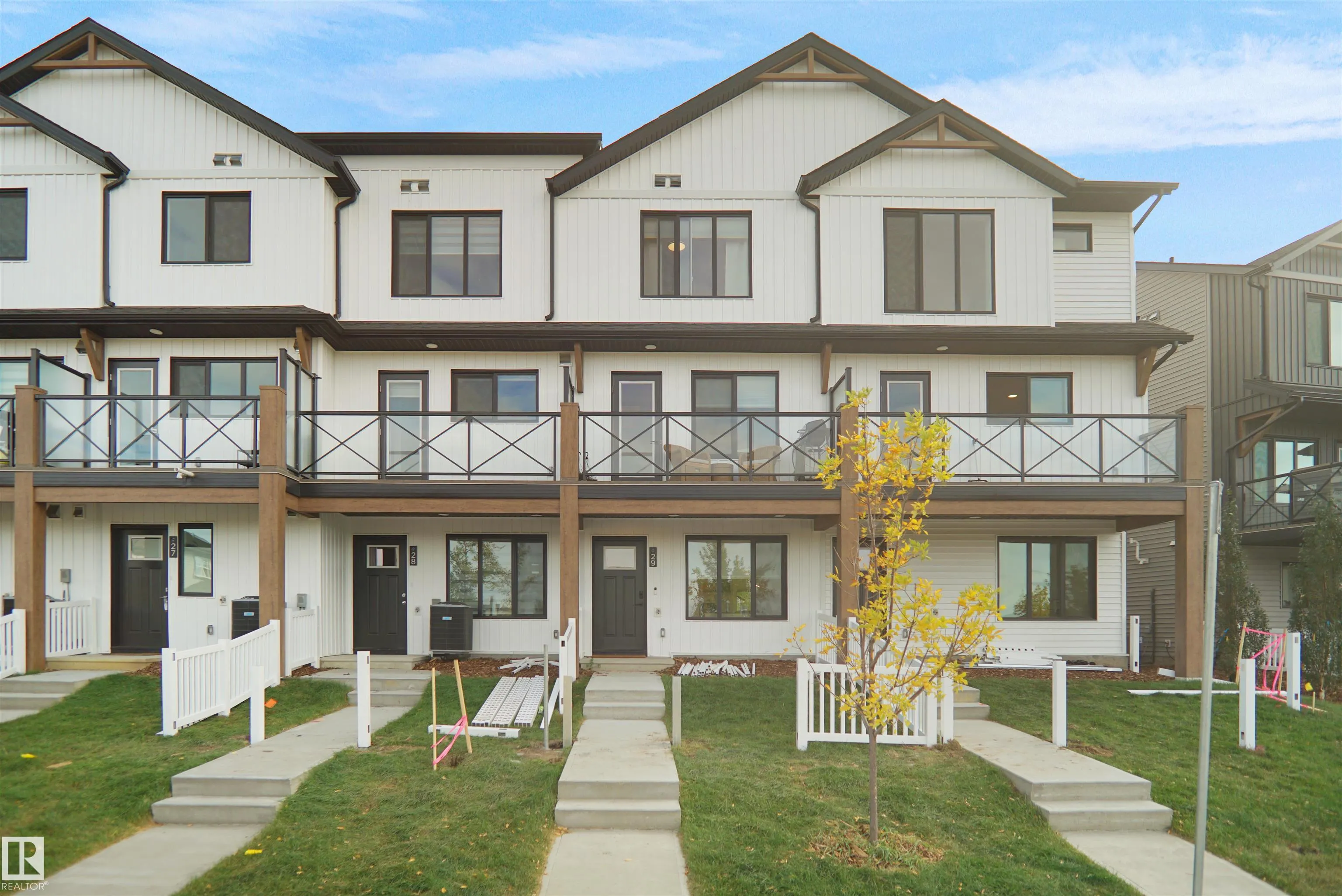 1025 SECORD PROMENADE Promenade