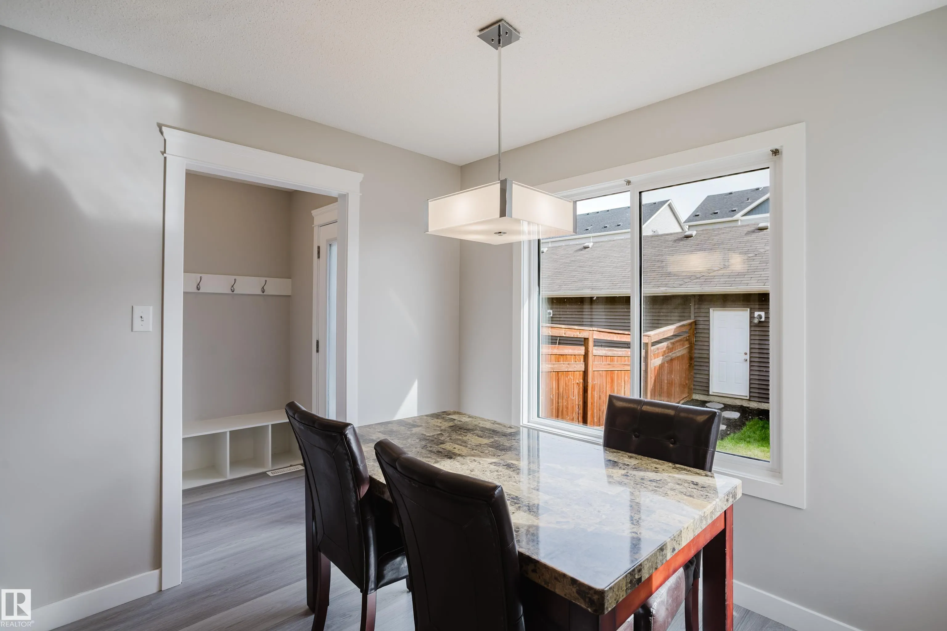 287 DESROCHERS Boulevard