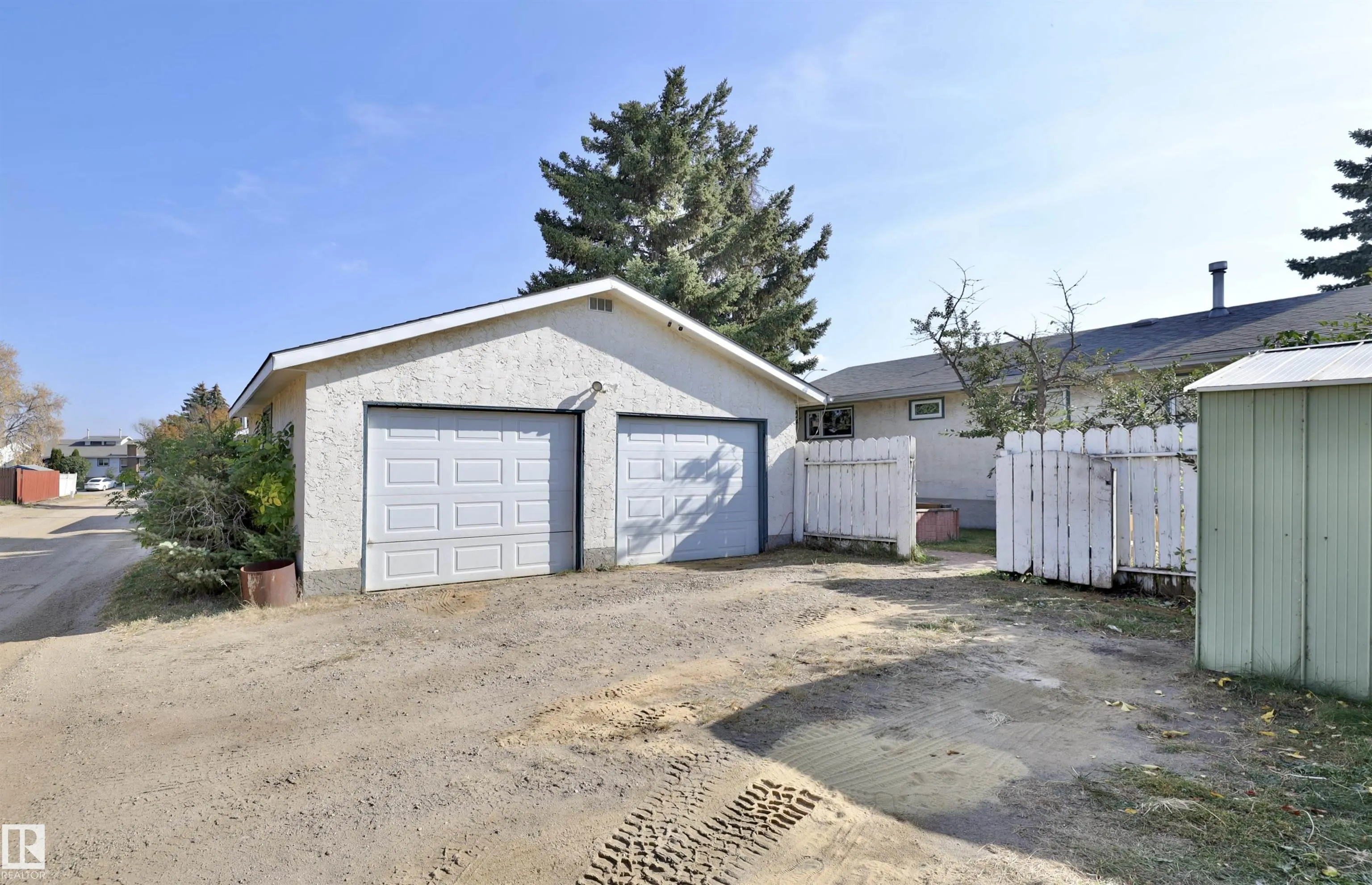 5316 36 Avenue