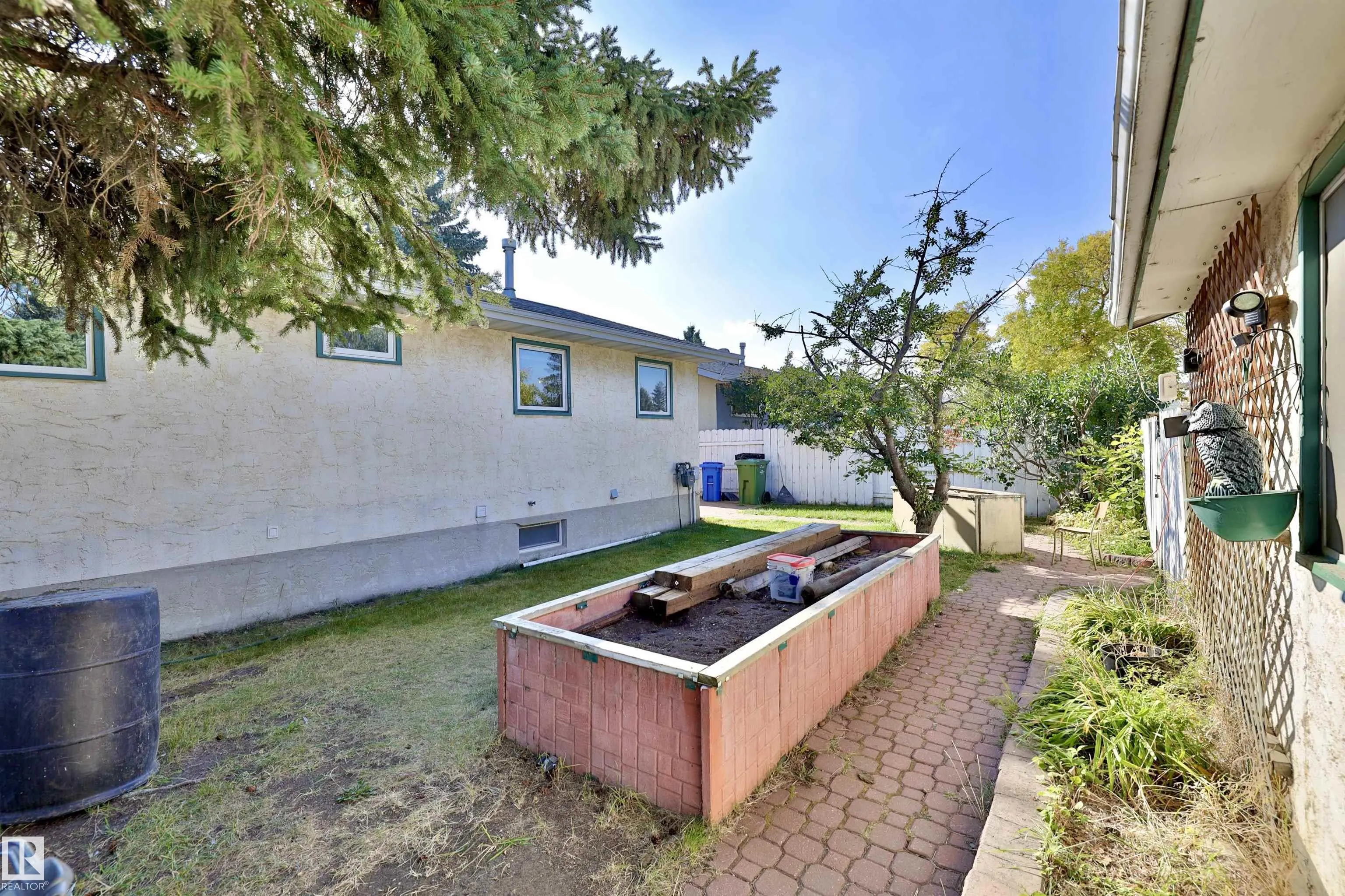 5316 36 Avenue