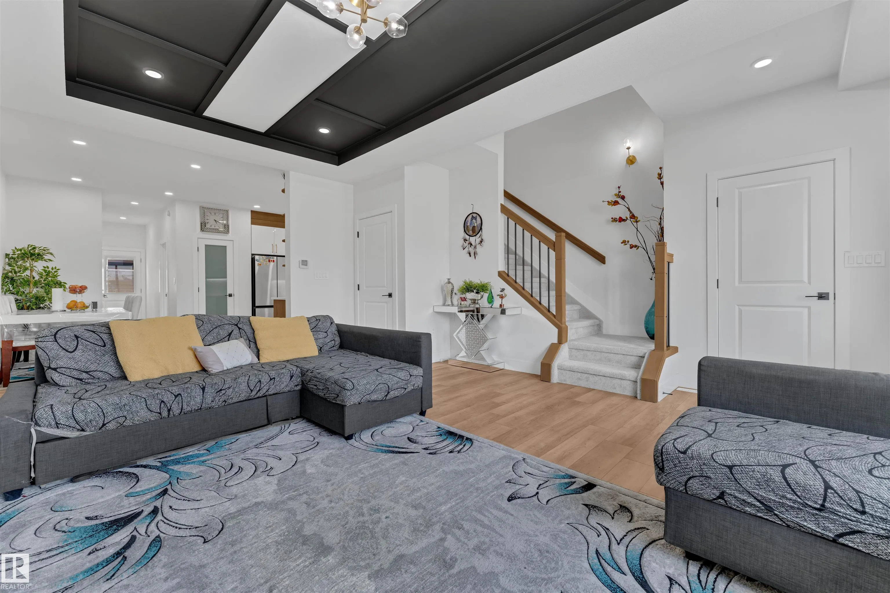 244 ROLSTON Wynd