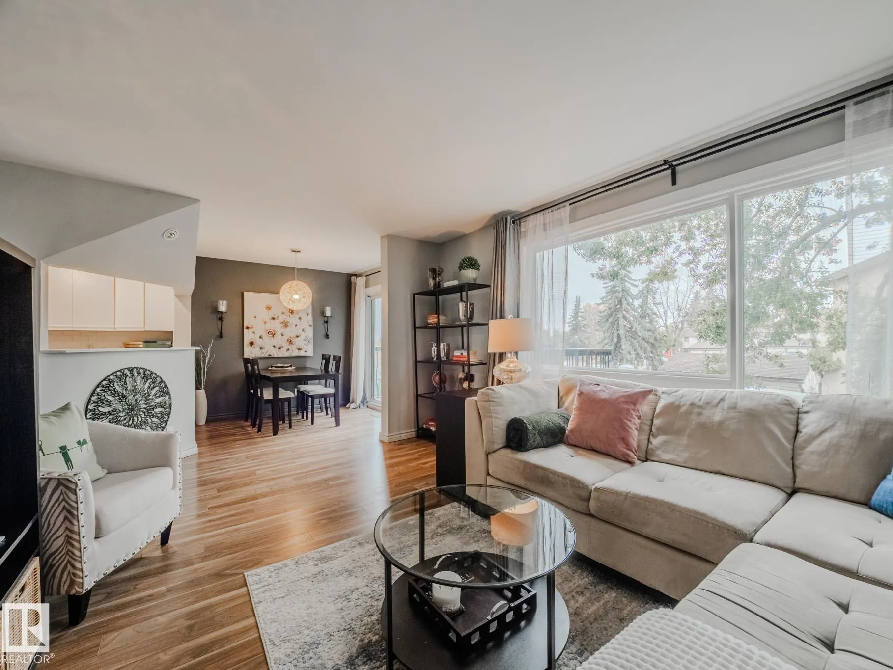 168 Grandin Village