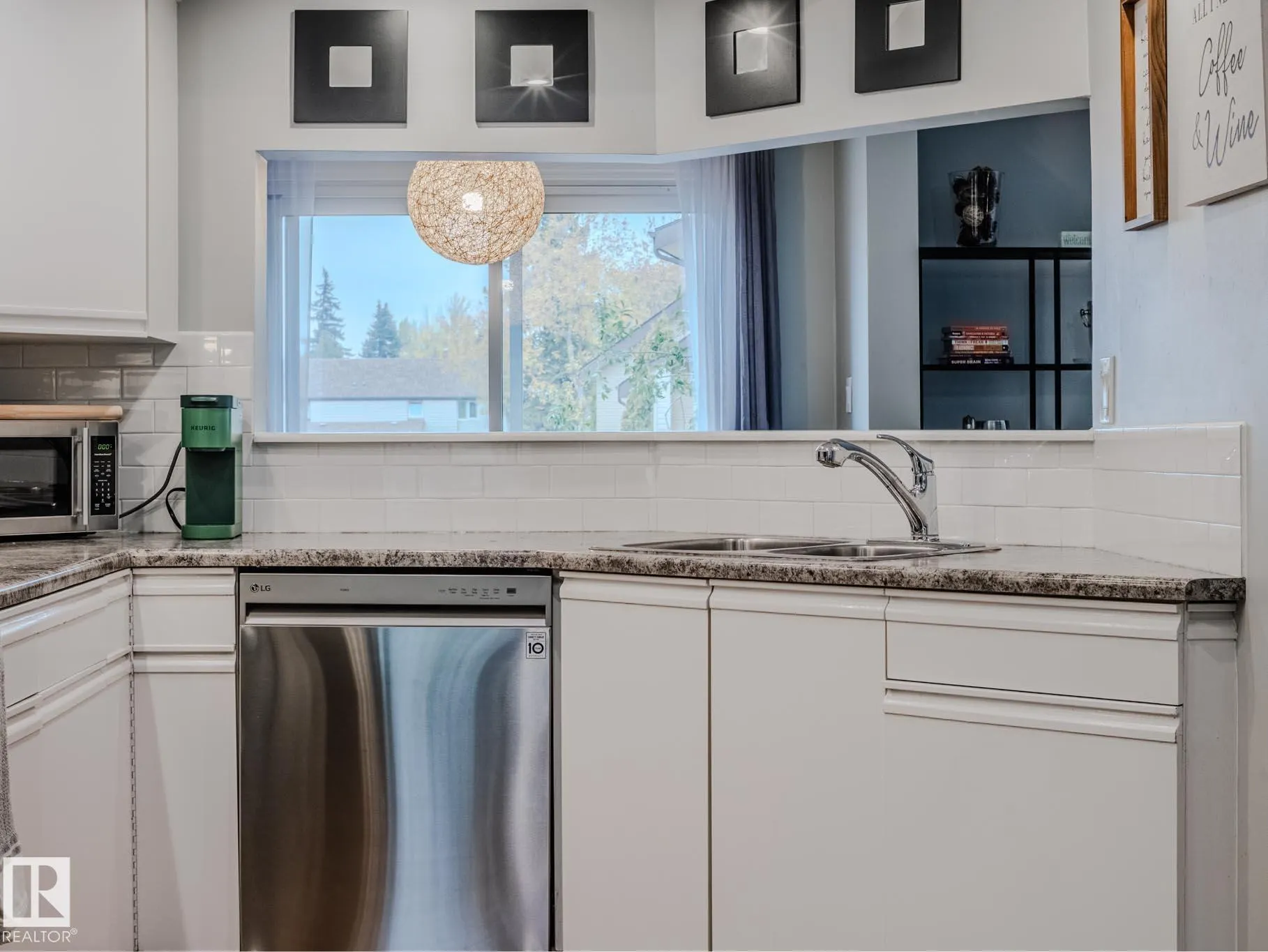 168 Grandin Village