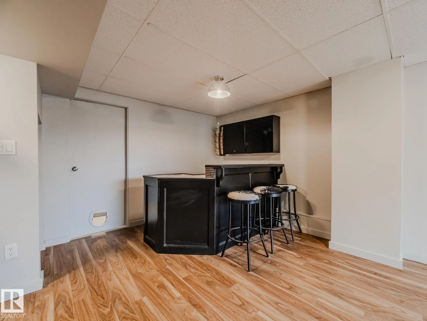 168 Grandin Village