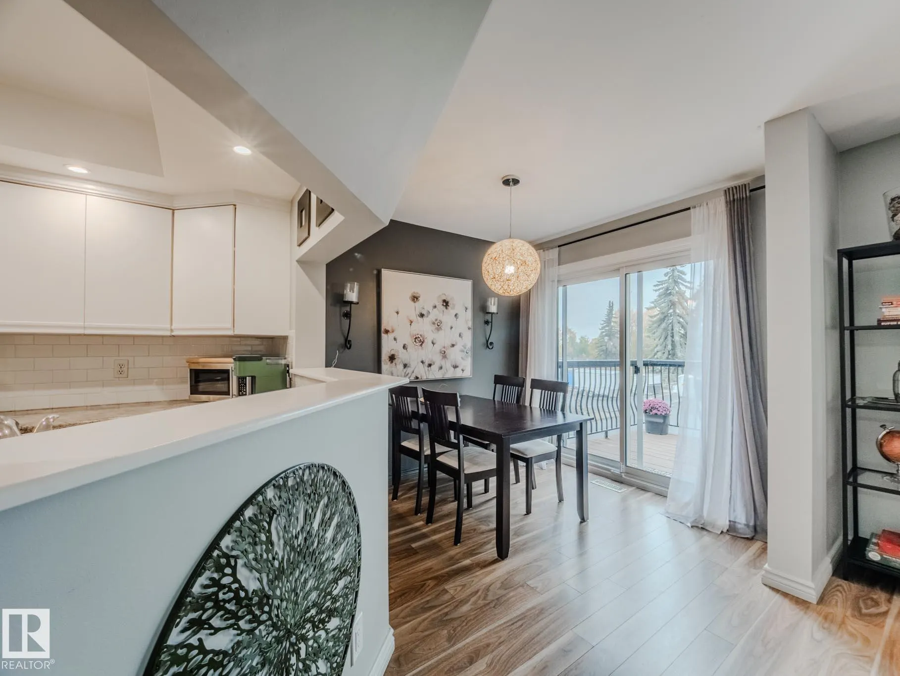 168 Grandin Village