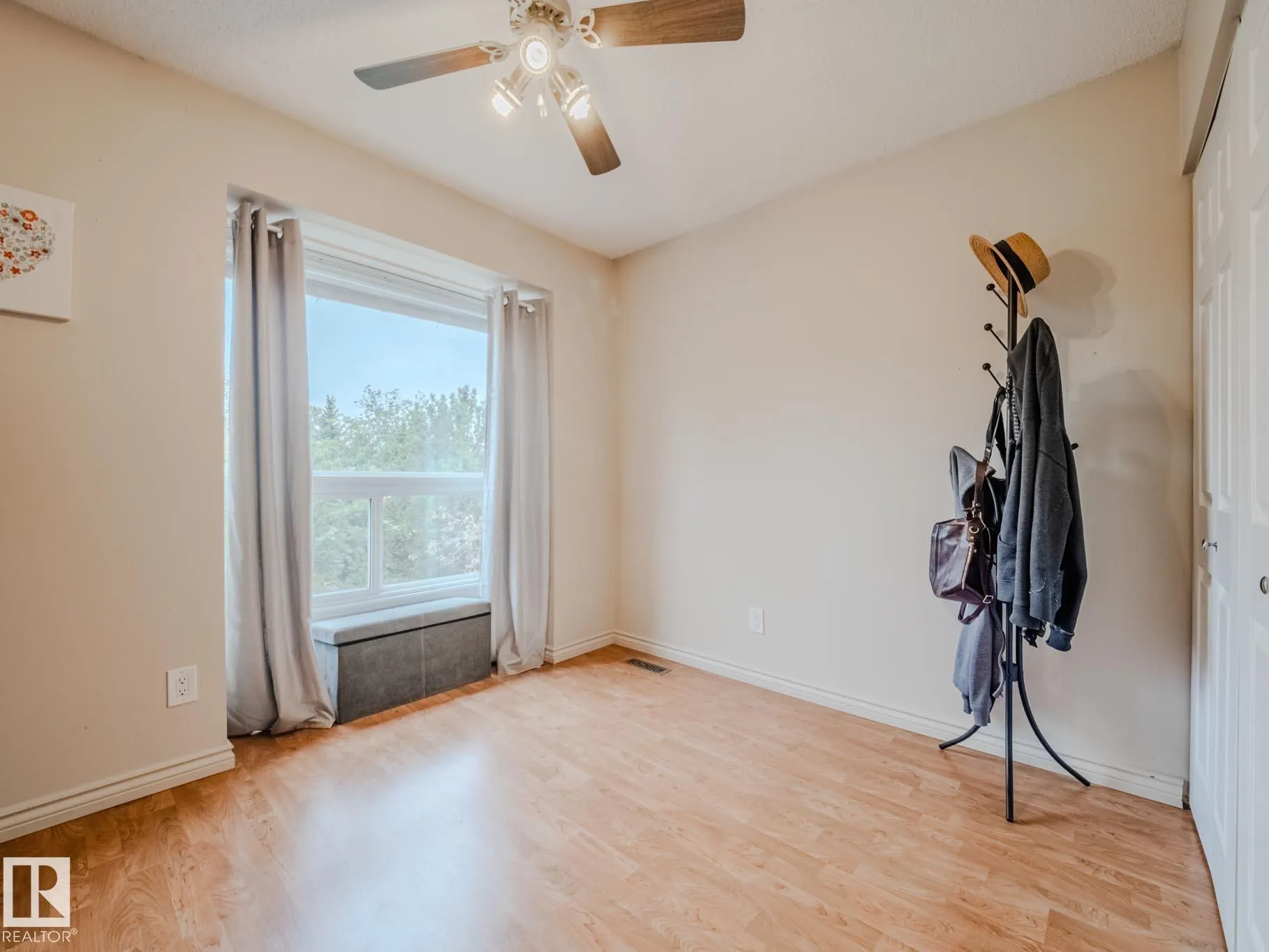 168 Grandin Village