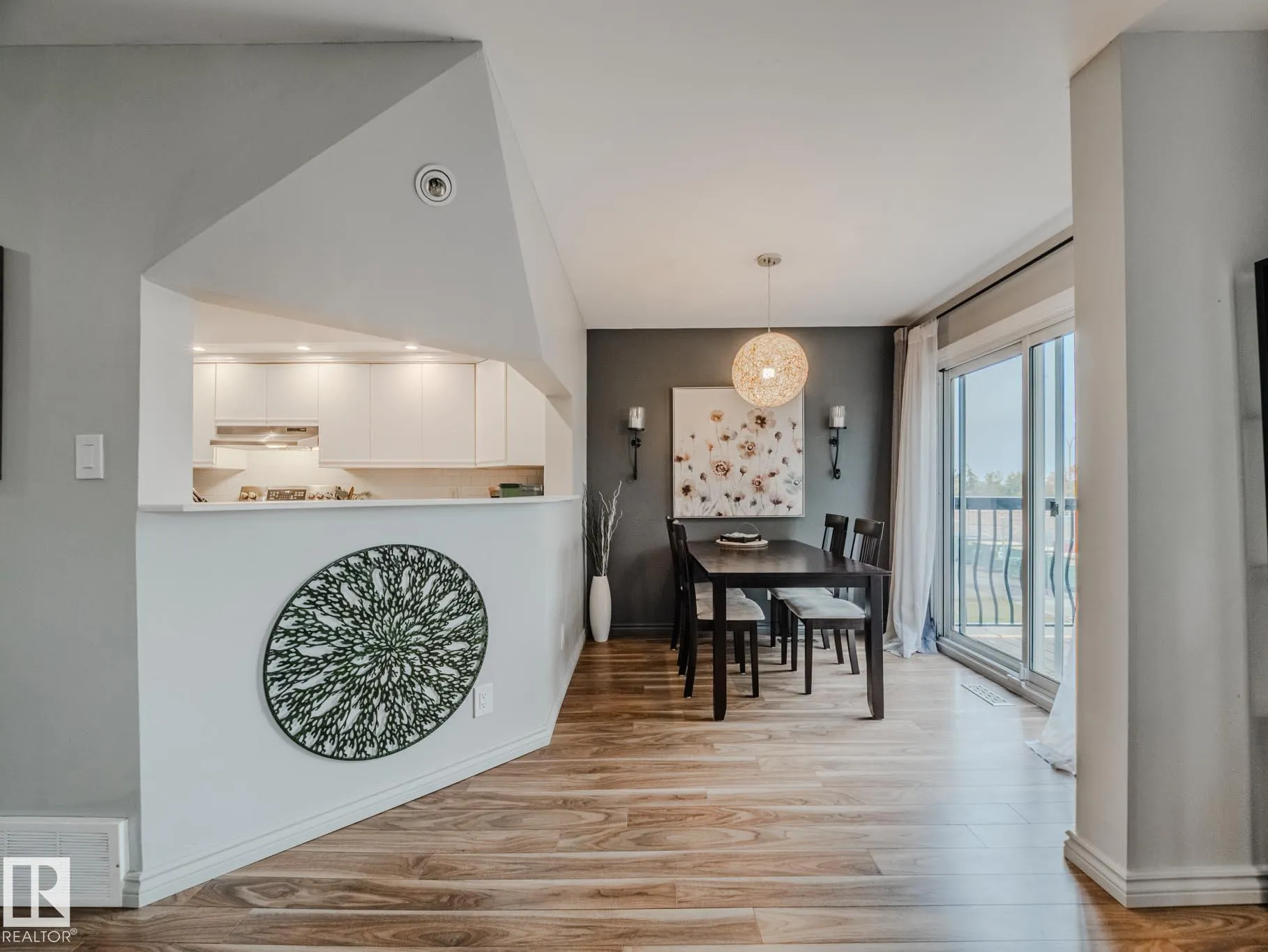 168 Grandin Village