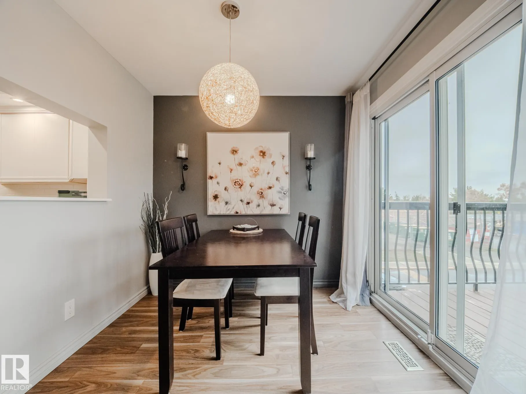 168 Grandin Village