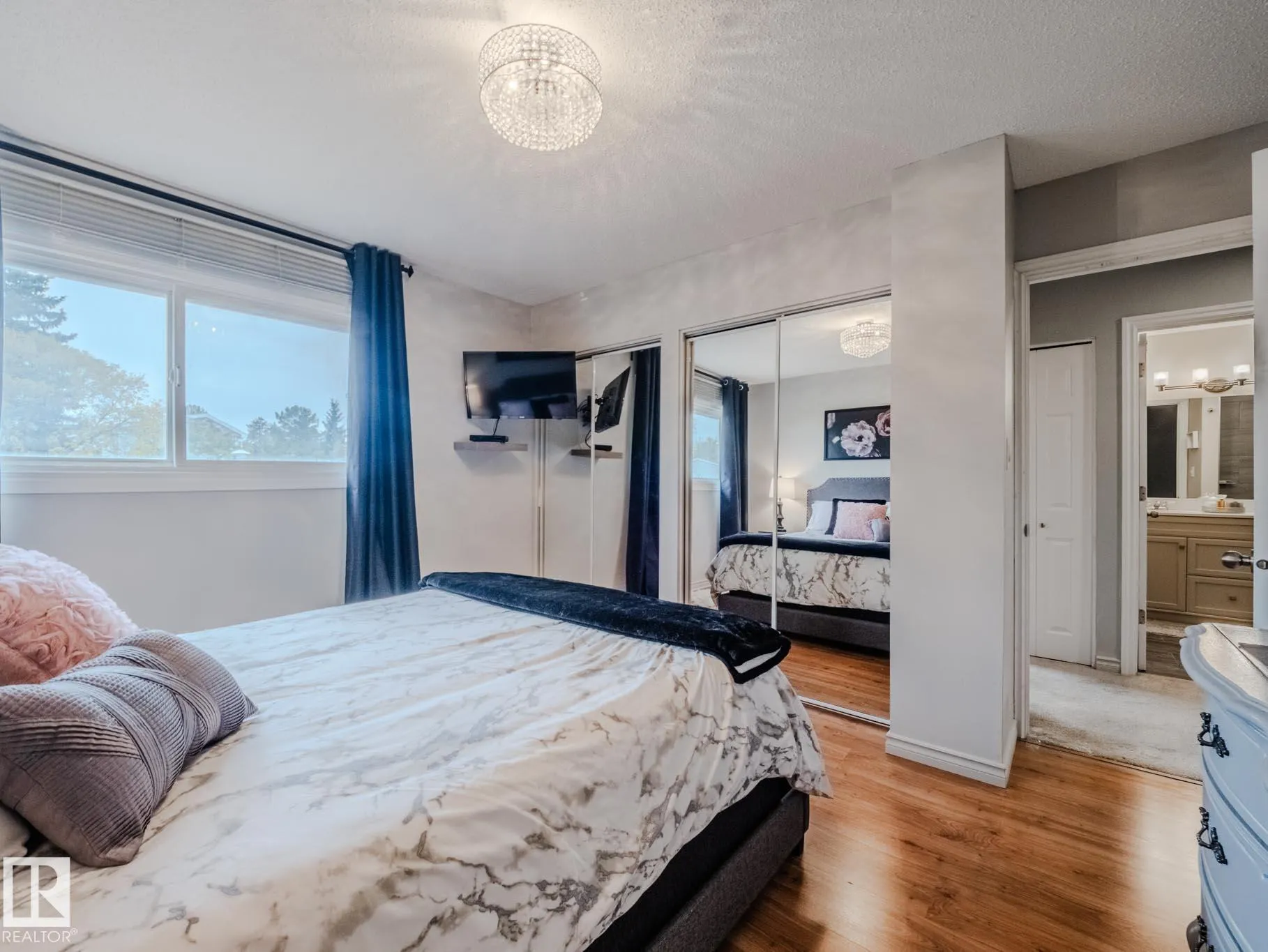 168 Grandin Village