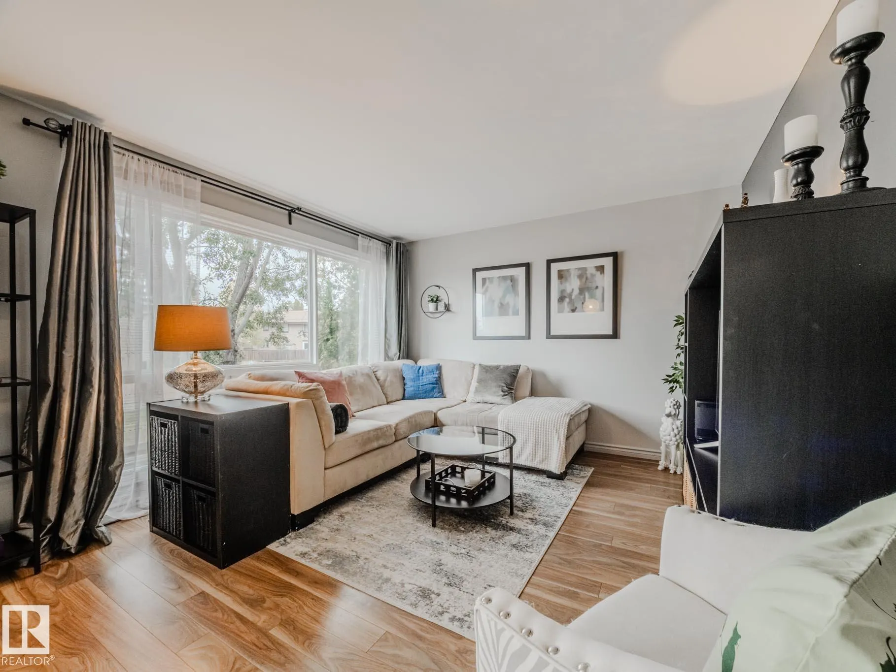 168 Grandin Village
