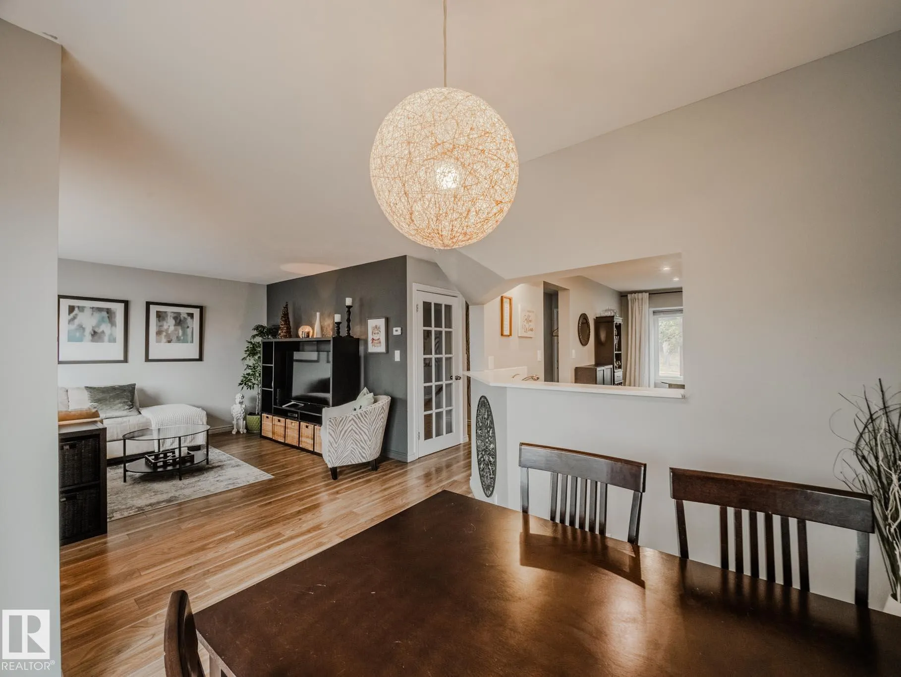 168 Grandin Village
