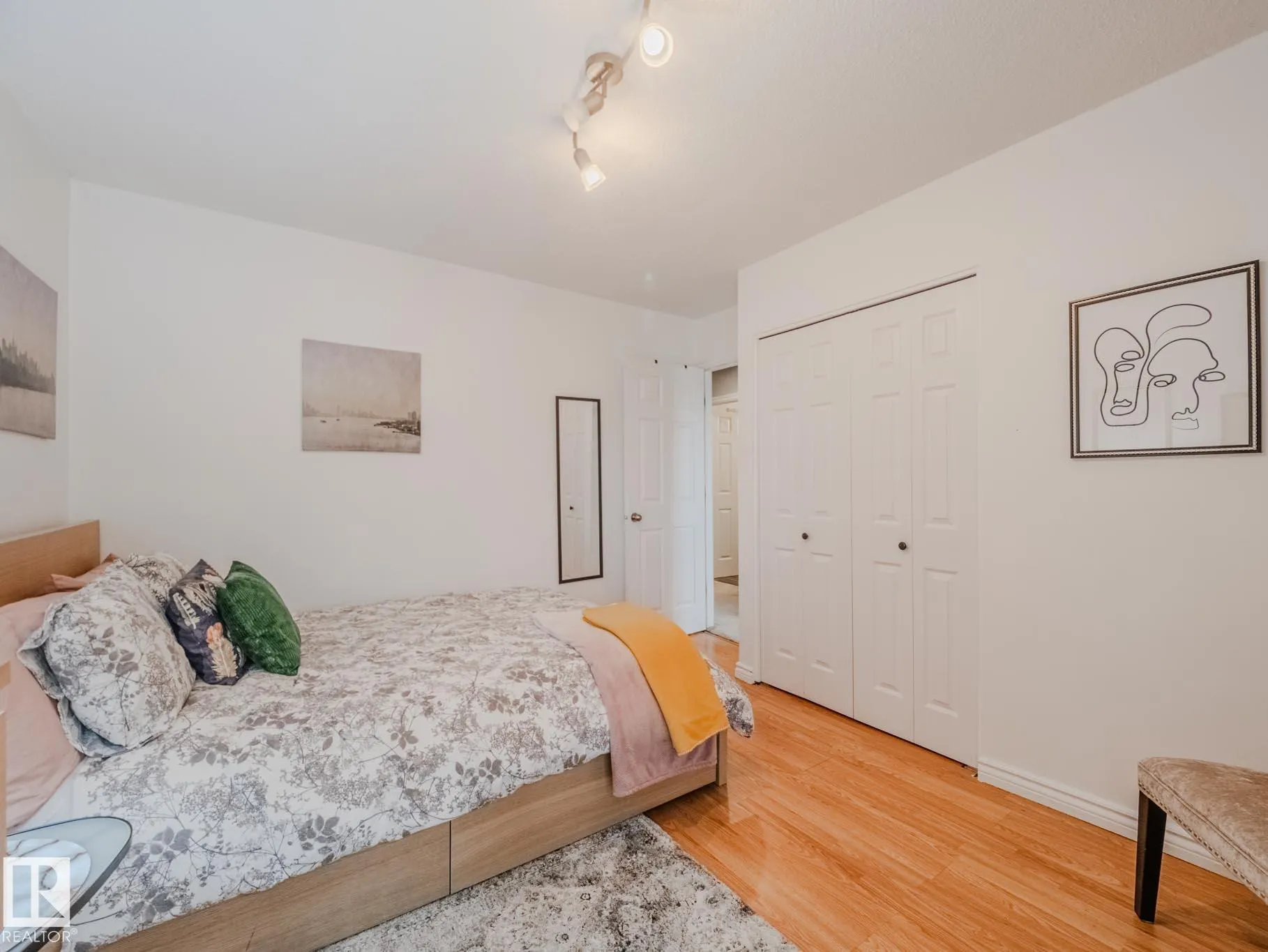 168 Grandin Village