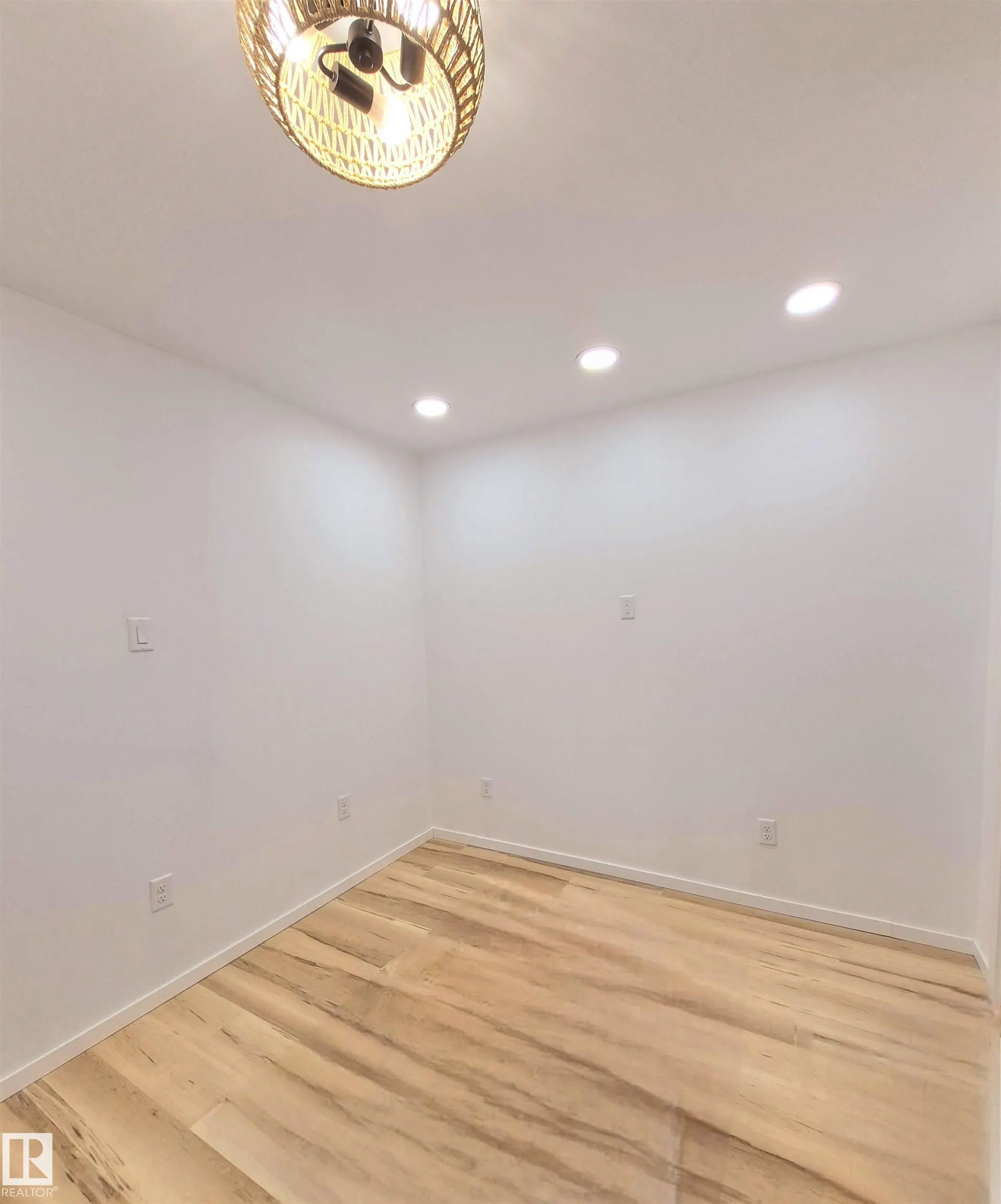 111 51 Street