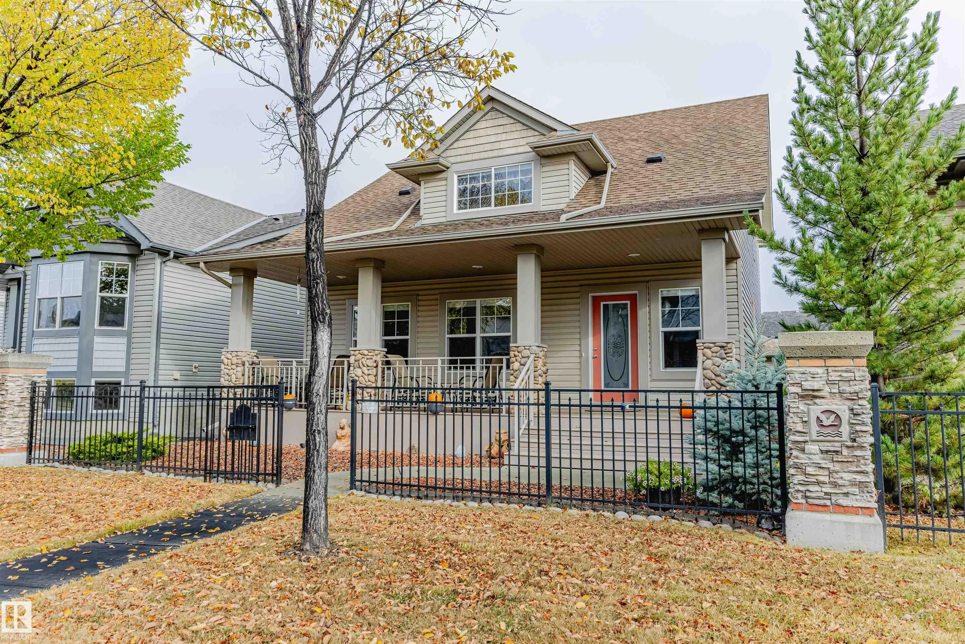 19 CLEARWATER Lane